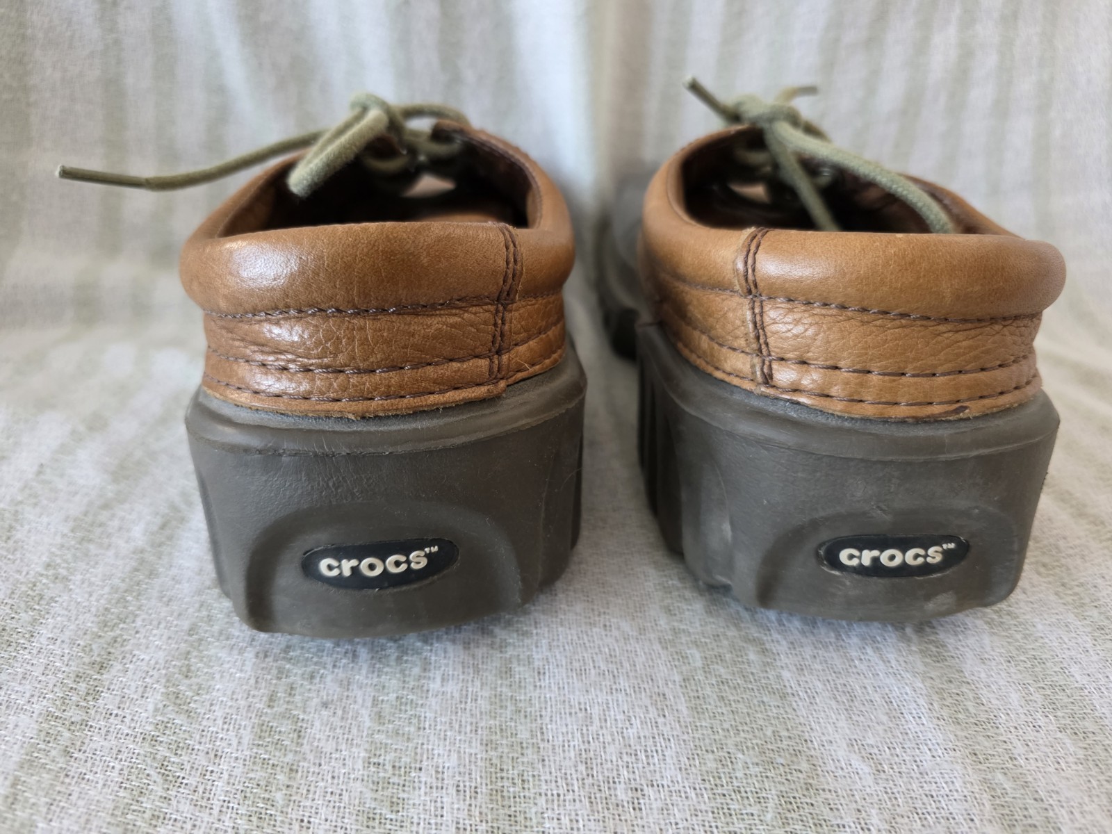 Unisex Croc Clogs Leather Top With Tie Closure Womens 8, Mens 6