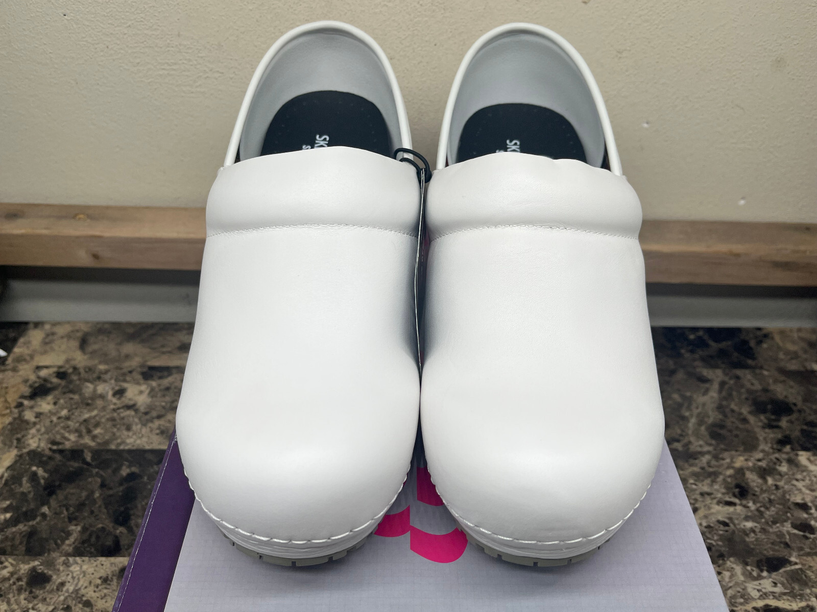 SKECHERS Work Clog SR Slip Resistant White Women’s Size 6-11 77227/WHT – NEW