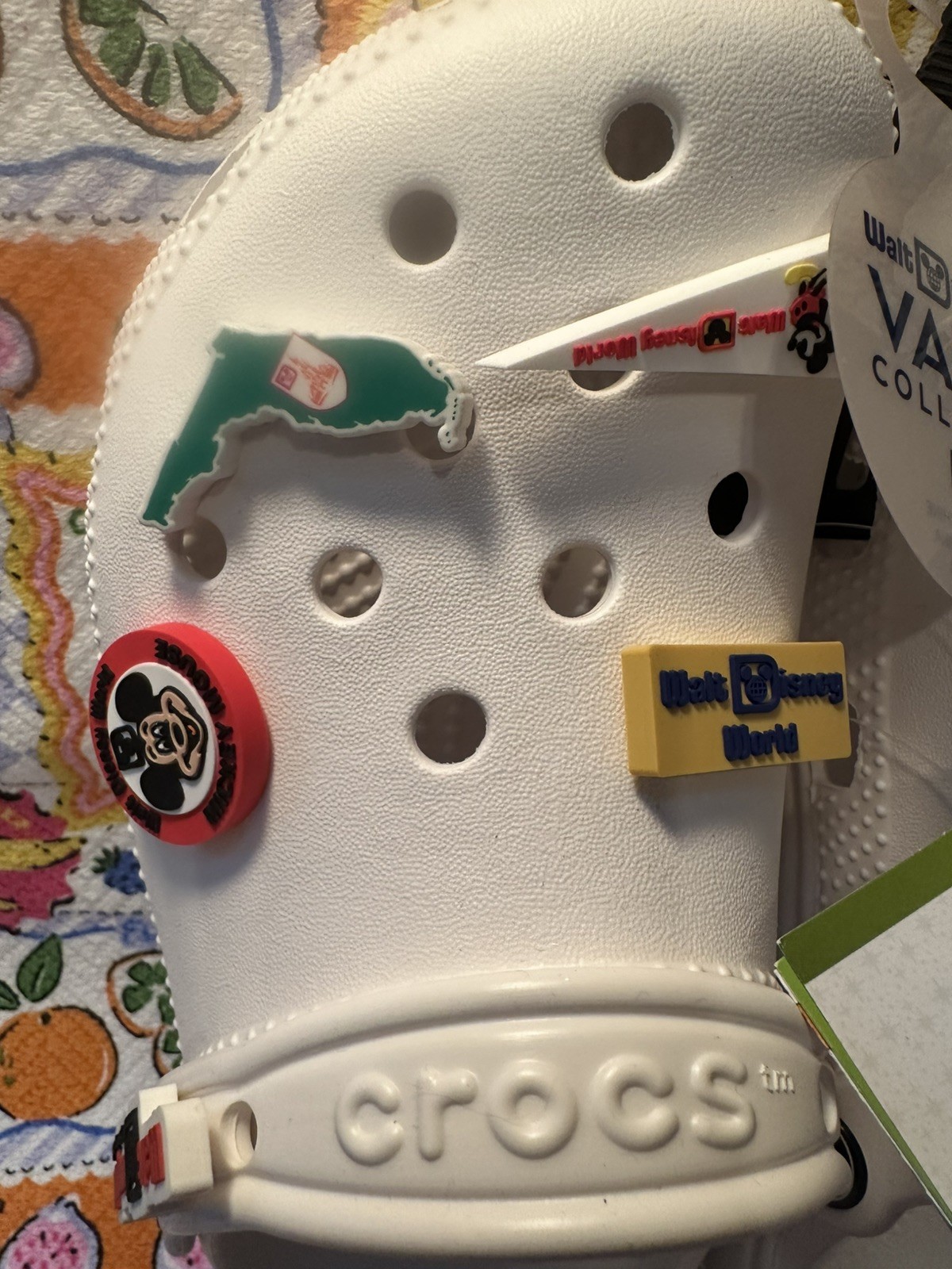 NWT❤️Crocs Classic M5/W7 White DTP License Plate Disney Vault Collection Clogs🥳