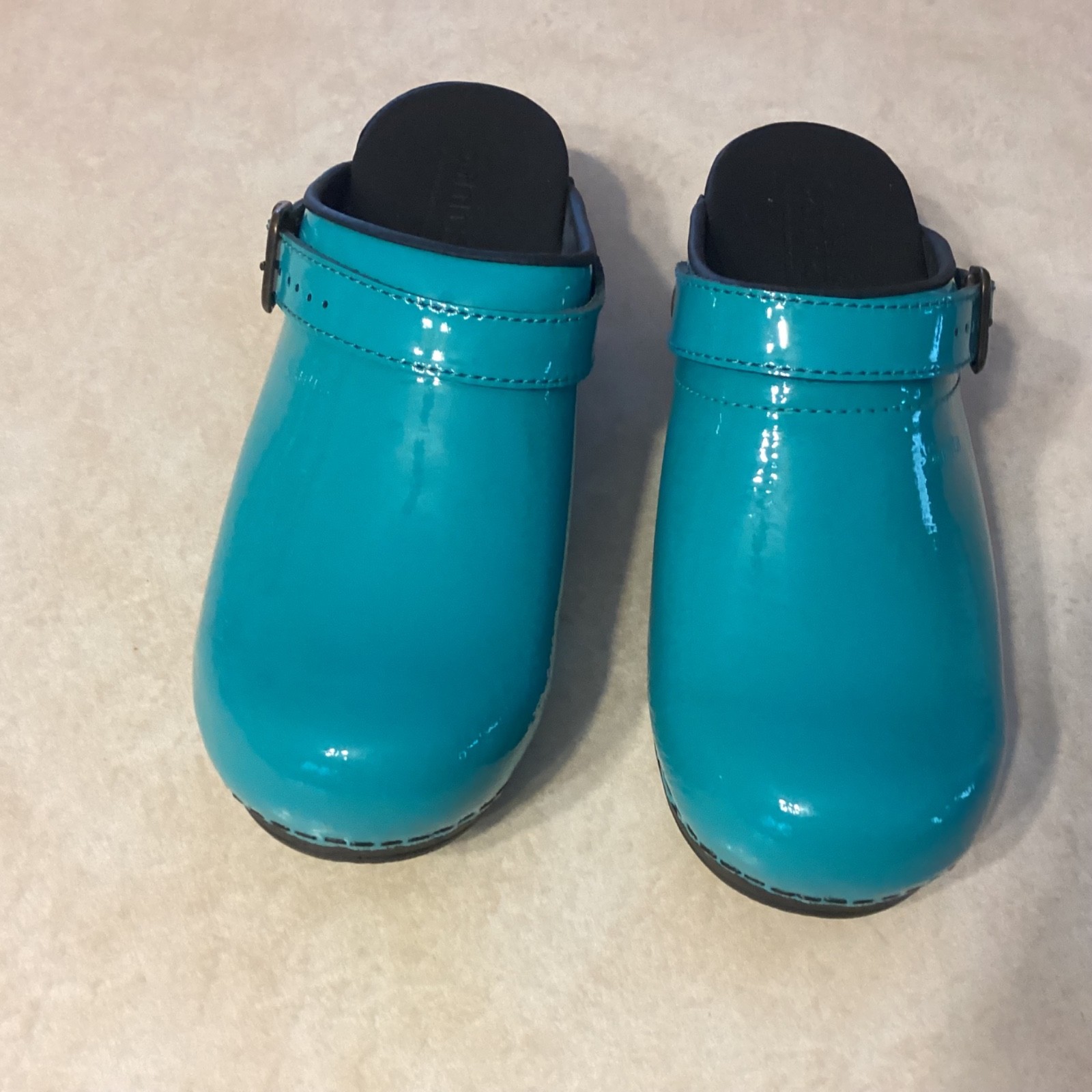 NWOT Sanita Women’s Metallic Blue The Original Danish Clogs Size EU 39 US 8.5-9
