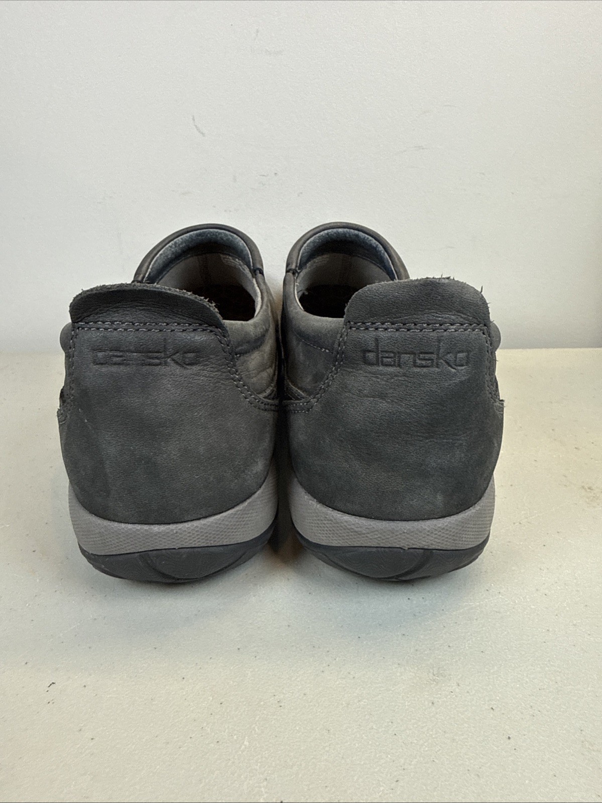 DANSKO Women’s Patti Black Clogs Suede EUR 40 Waterproof Vibram US 9.5