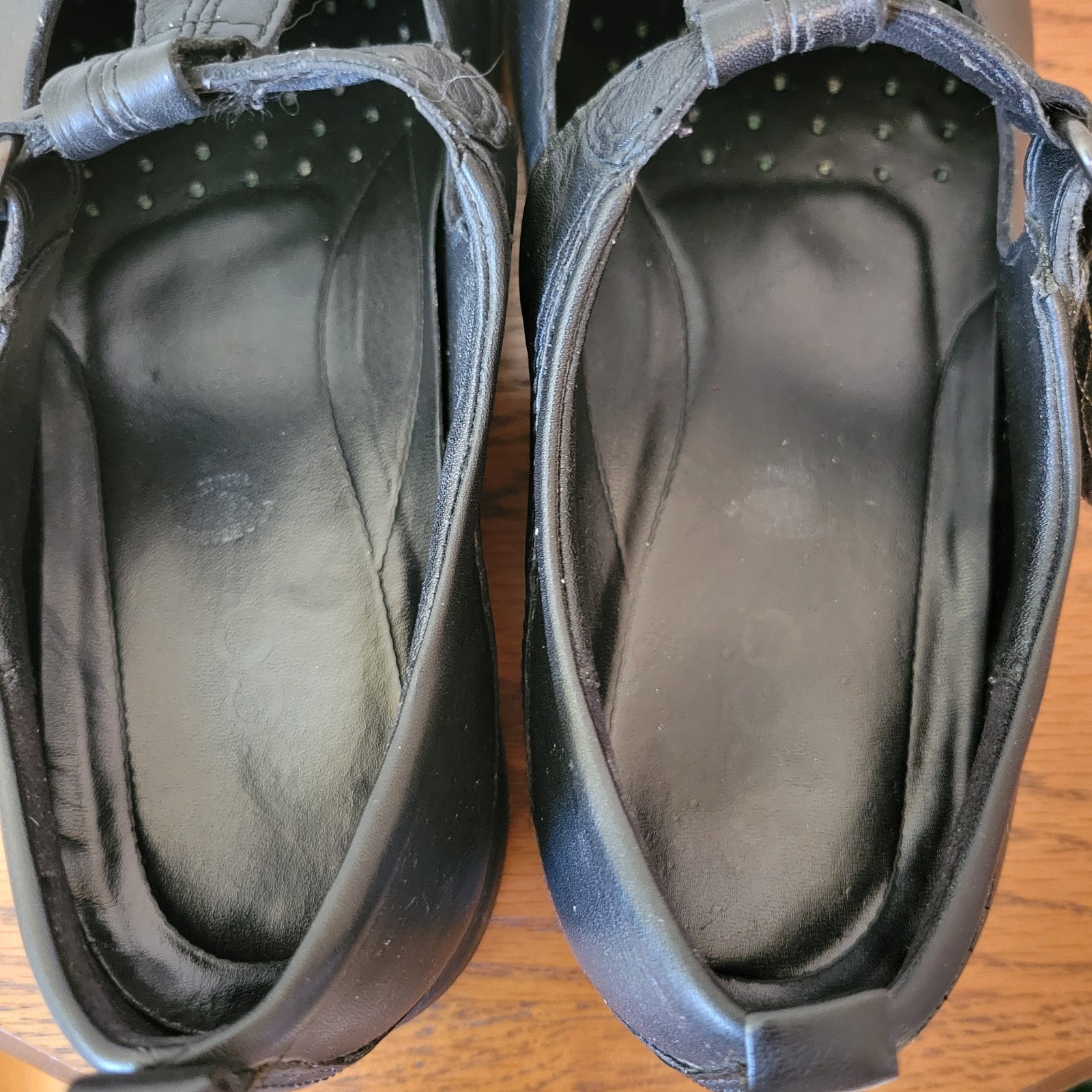 ECCO Womens Sz 8 Black Leather T Strap Mary Jane Comfort Loafers Flat Shoes