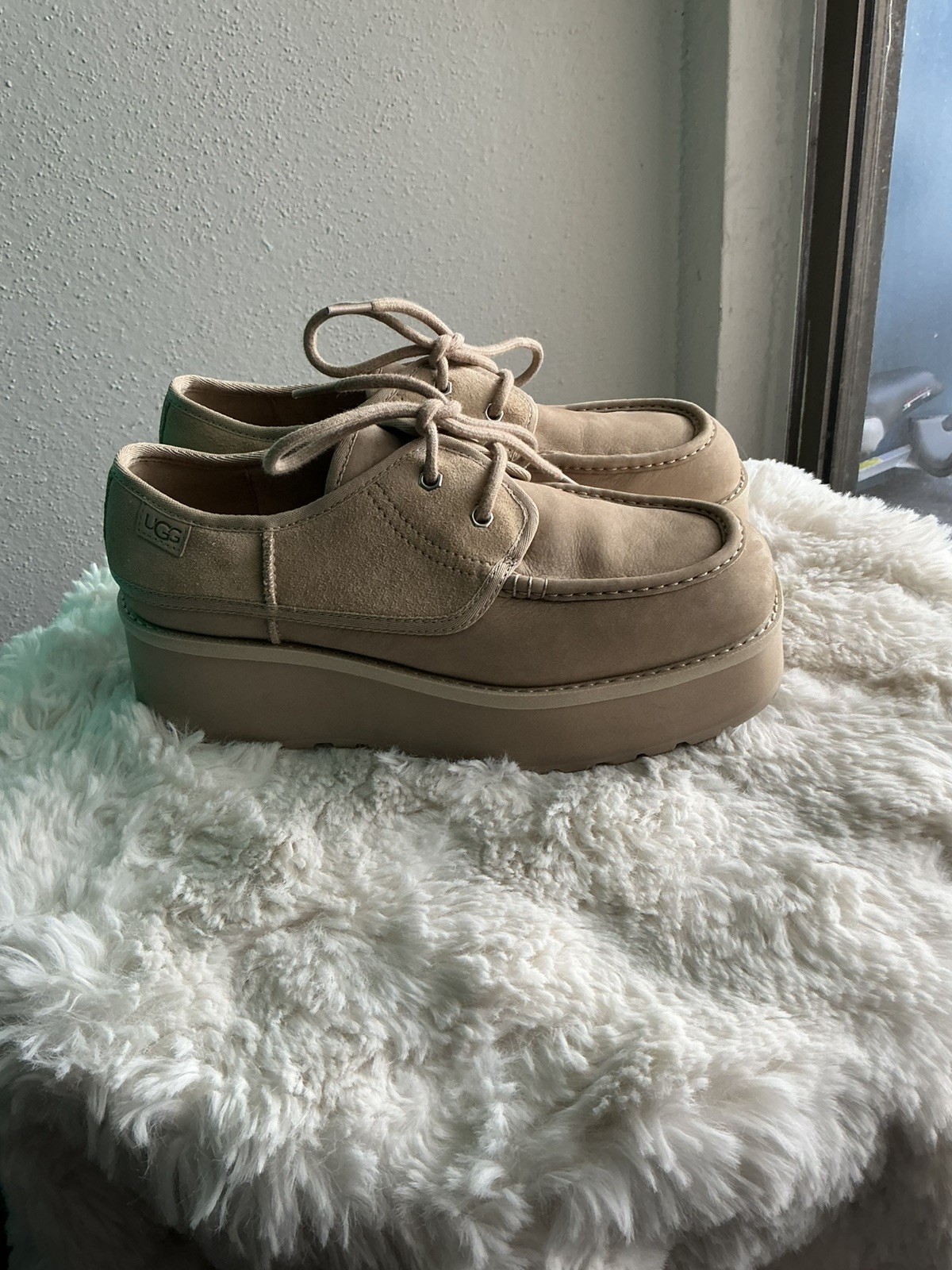 UGG MUSTARD SEED SUEDE CITYFUNC PLATFORM SHOES, WOMEN US 9