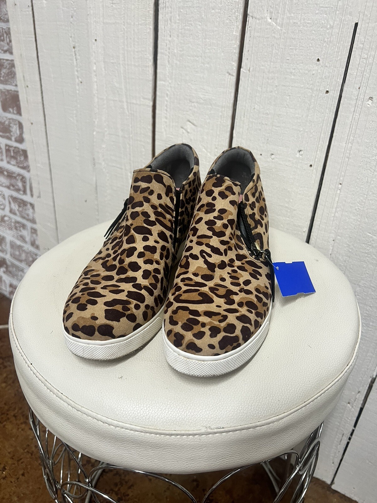 Dr. Scholls Slip on Wedge Shoes Spotted Cheetah Print Womens 8.5 Bin S26