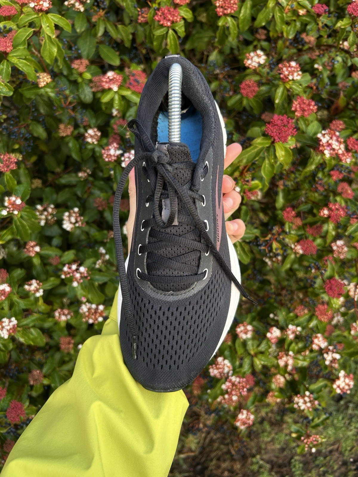 Size 9 Women’s Brooks Transmit 3 Road Running Shoes Black Pink White