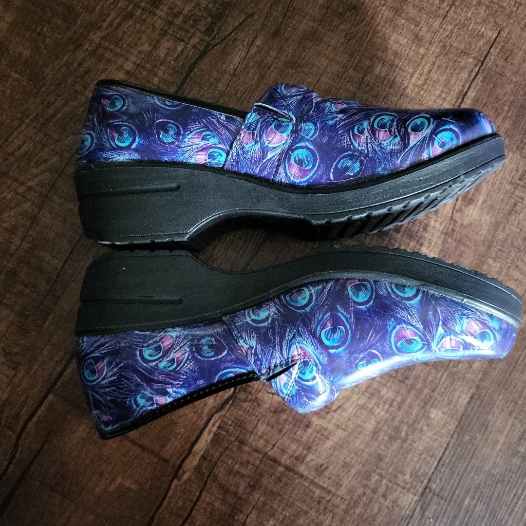 Easy Works, Laurie Clogs Blue Purple Peacock Slip Resistant Work Shoe Sz 11 New