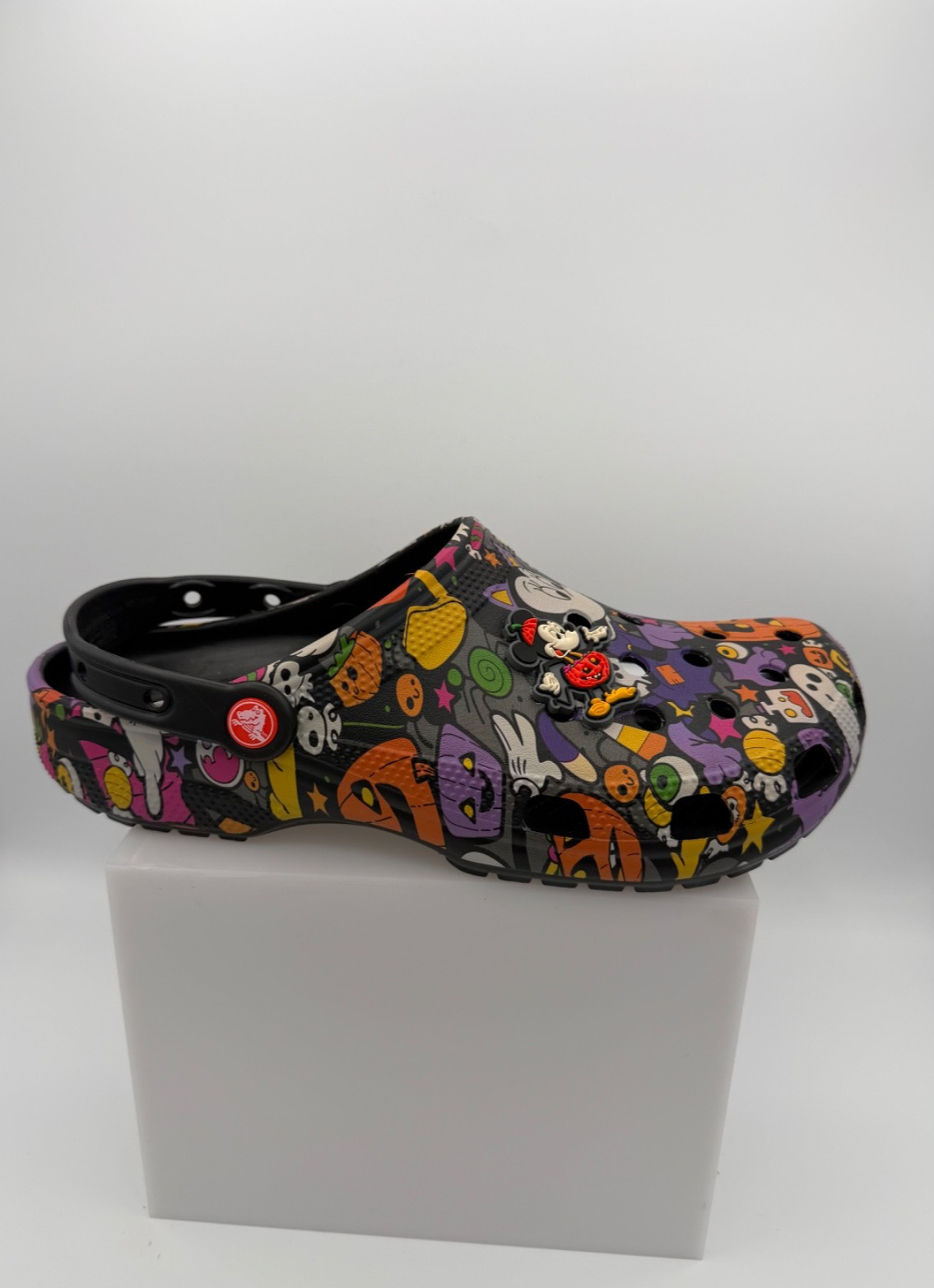 Crocs Disney Park Halloween Treat Icon Mickey Pumpkin Clogs Shoes Size 11 NEW