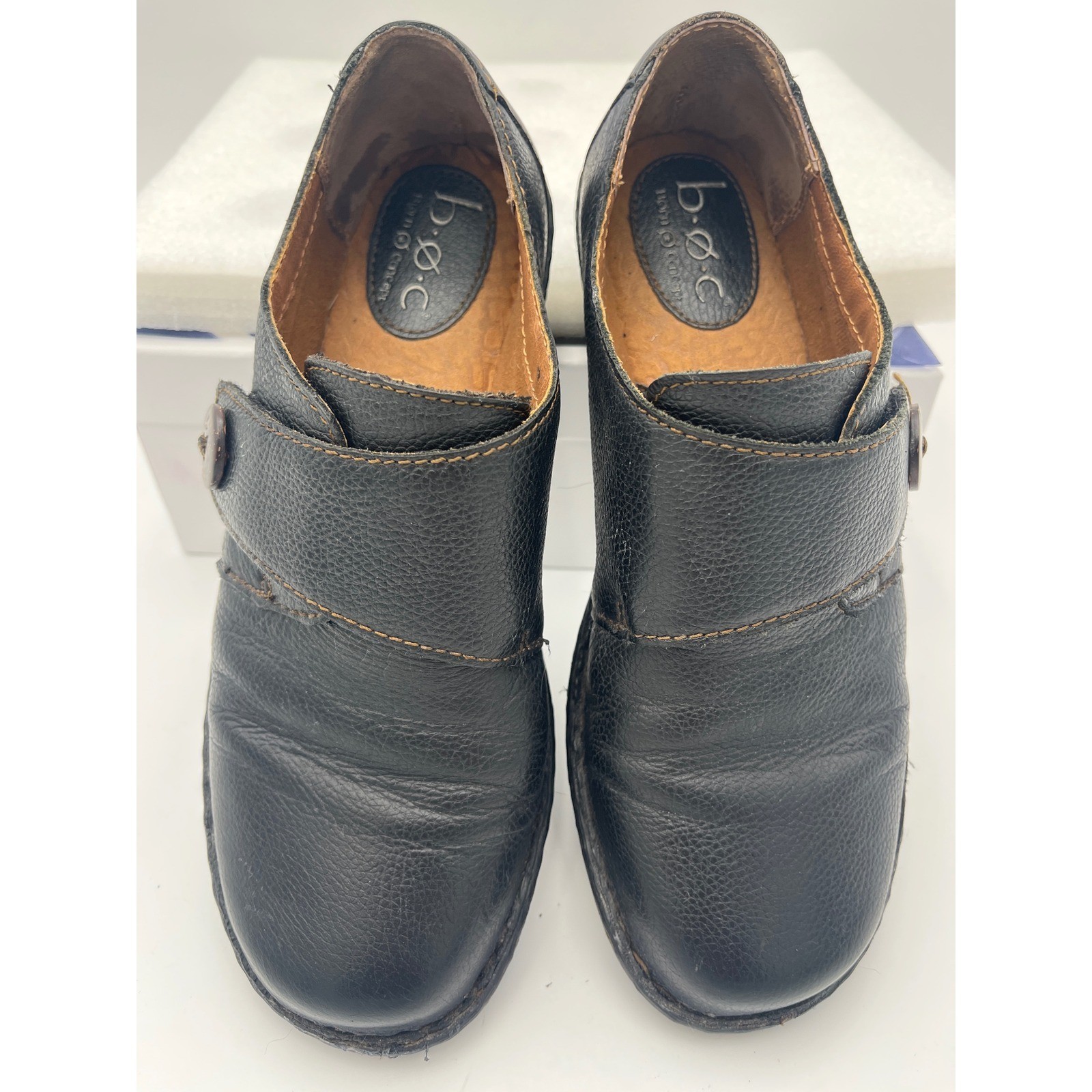 b.o.c.Born Concept Women’s Black Leather Clogs w/Button Slip On Shoes