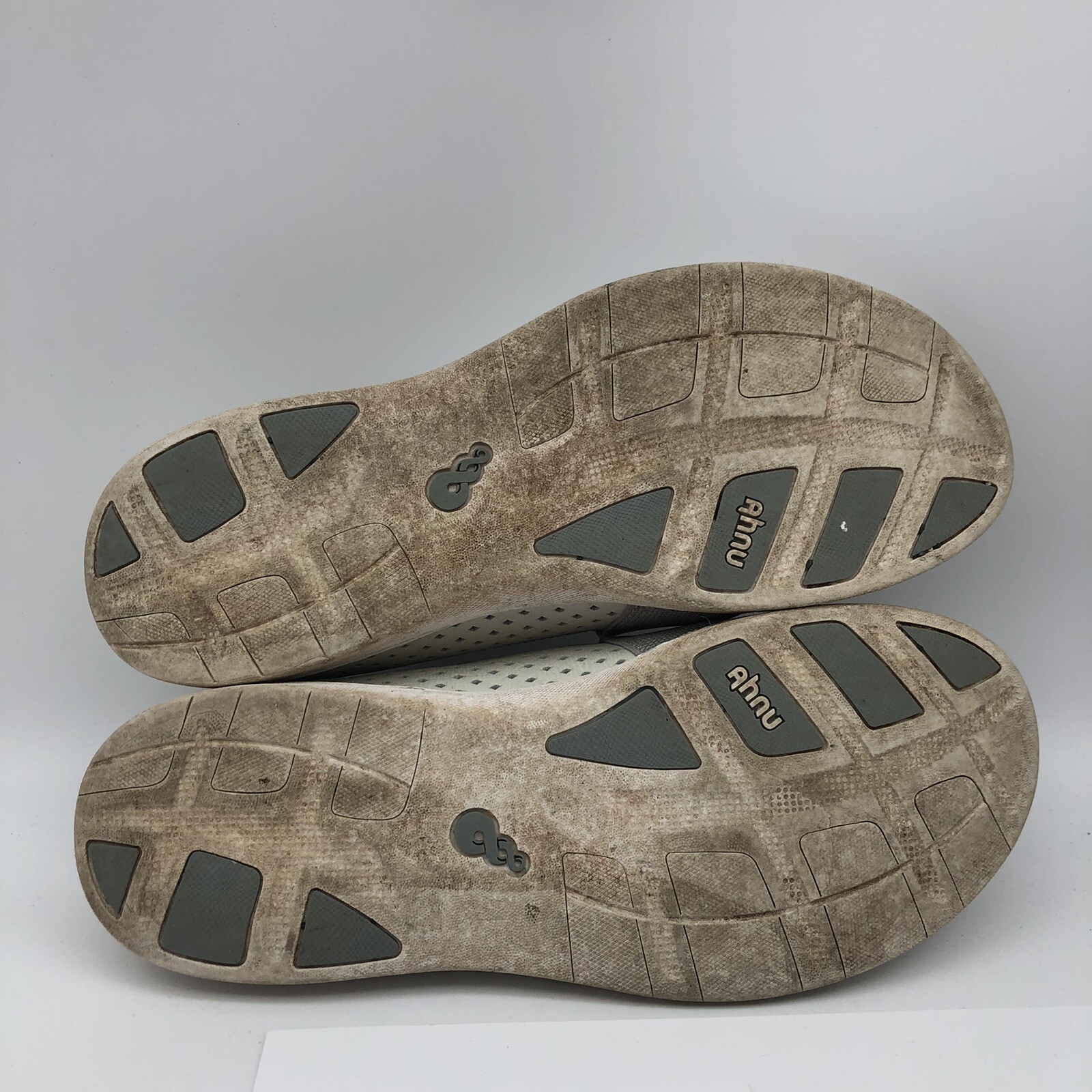 Ahnu Mesh Mary Jane 6.5 leather shoes
