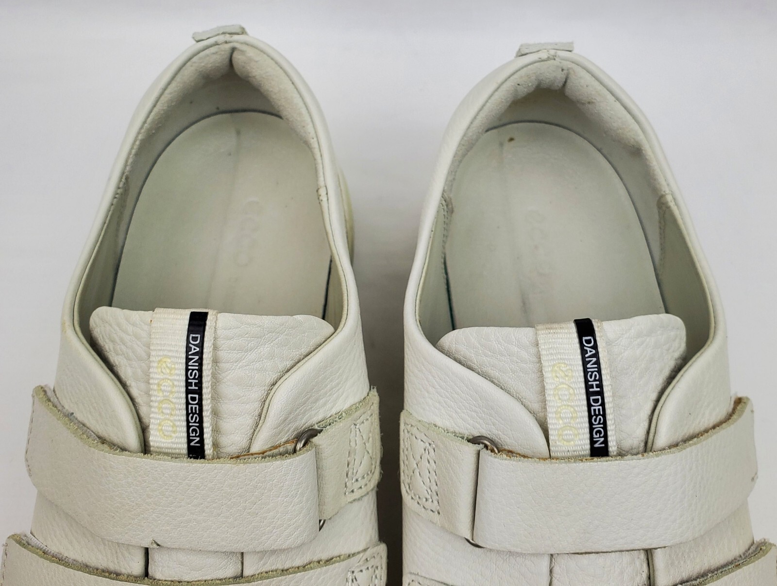 ECCO White Leather 3 Straps Rubber Shoes/Sneakers Women’s Size EU 41/US 9.5