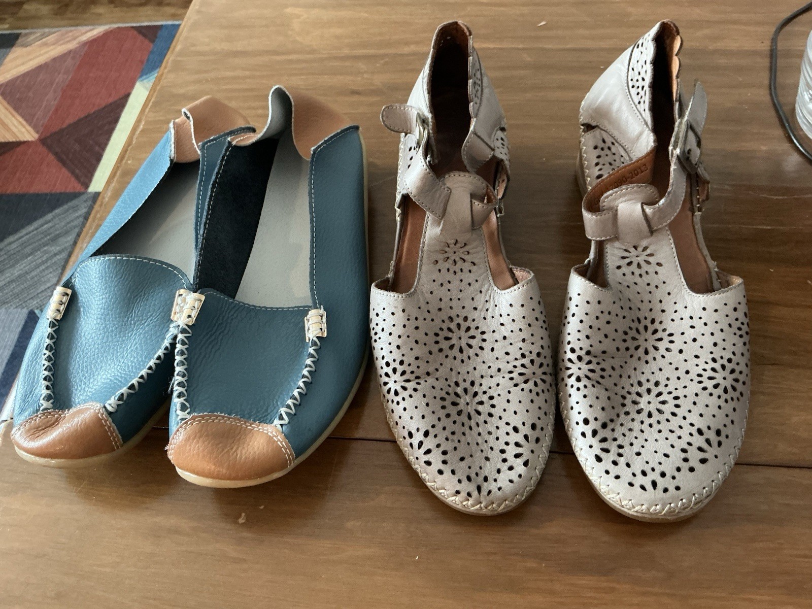 LOT OF 2 COMFORT, WOMENS WALKING, CASUAL, LOW HEEL, FLATS, SIZE 10 AND 11