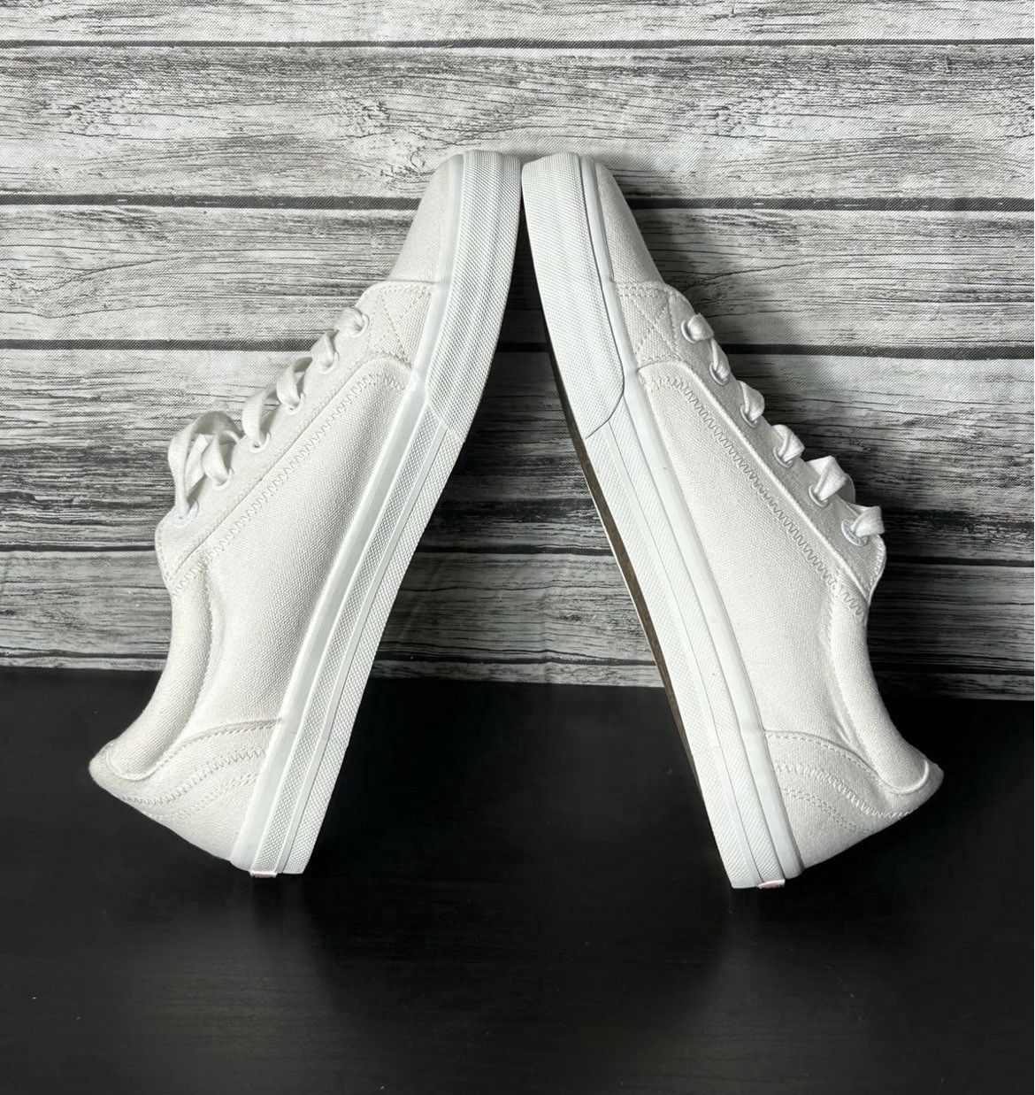 Taos Footwear Z1740* Women’s White Canvas Plim Soul Casual Sneaker Size 11 M