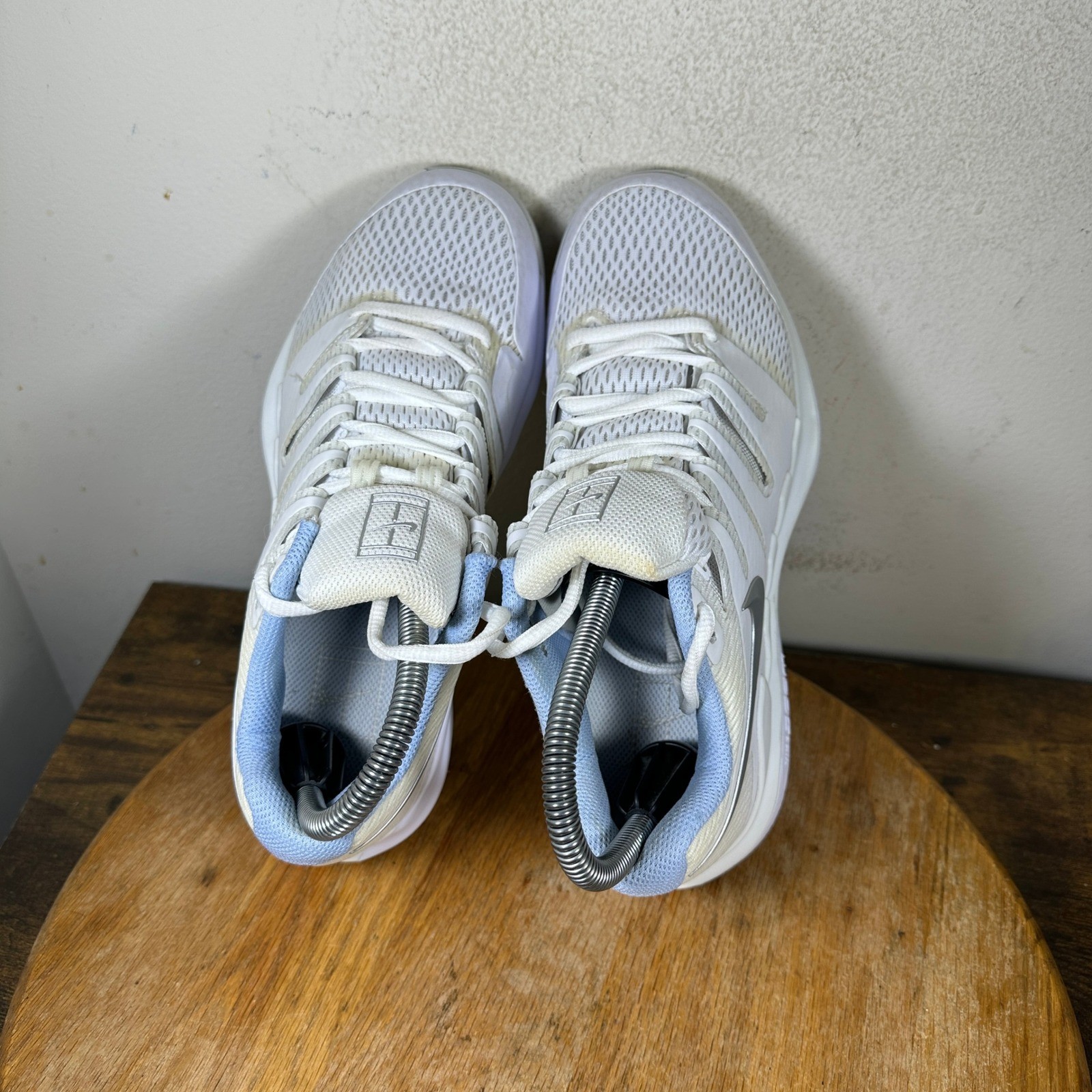 Nike Court Air Zoom Vapor X HC Womens Shoes White Silver AA8027-105 Size 7.5