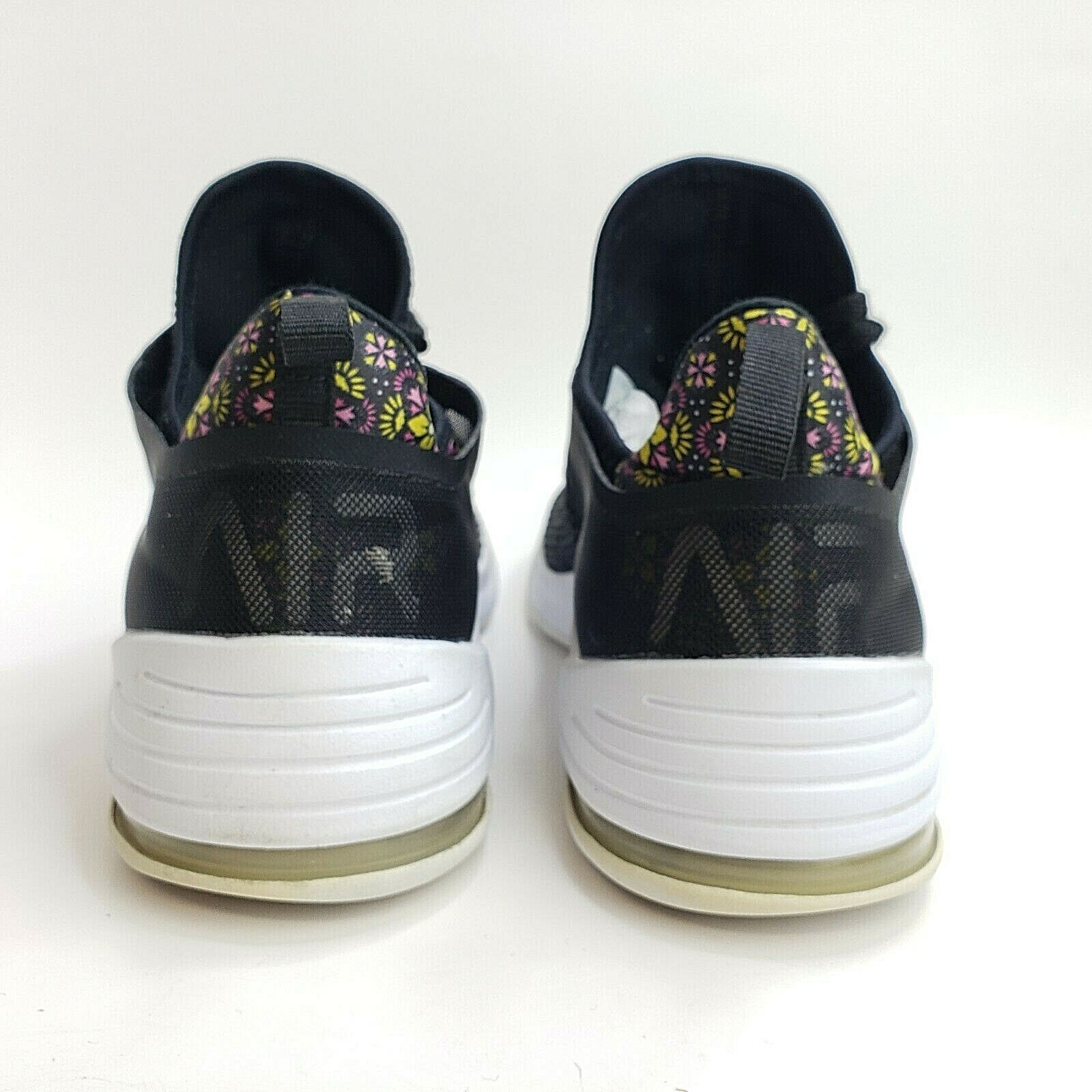 Nike Air Max Bela Trainer BQ9442-001 Sneakers Size 7 Black Mesh Lace Up Low