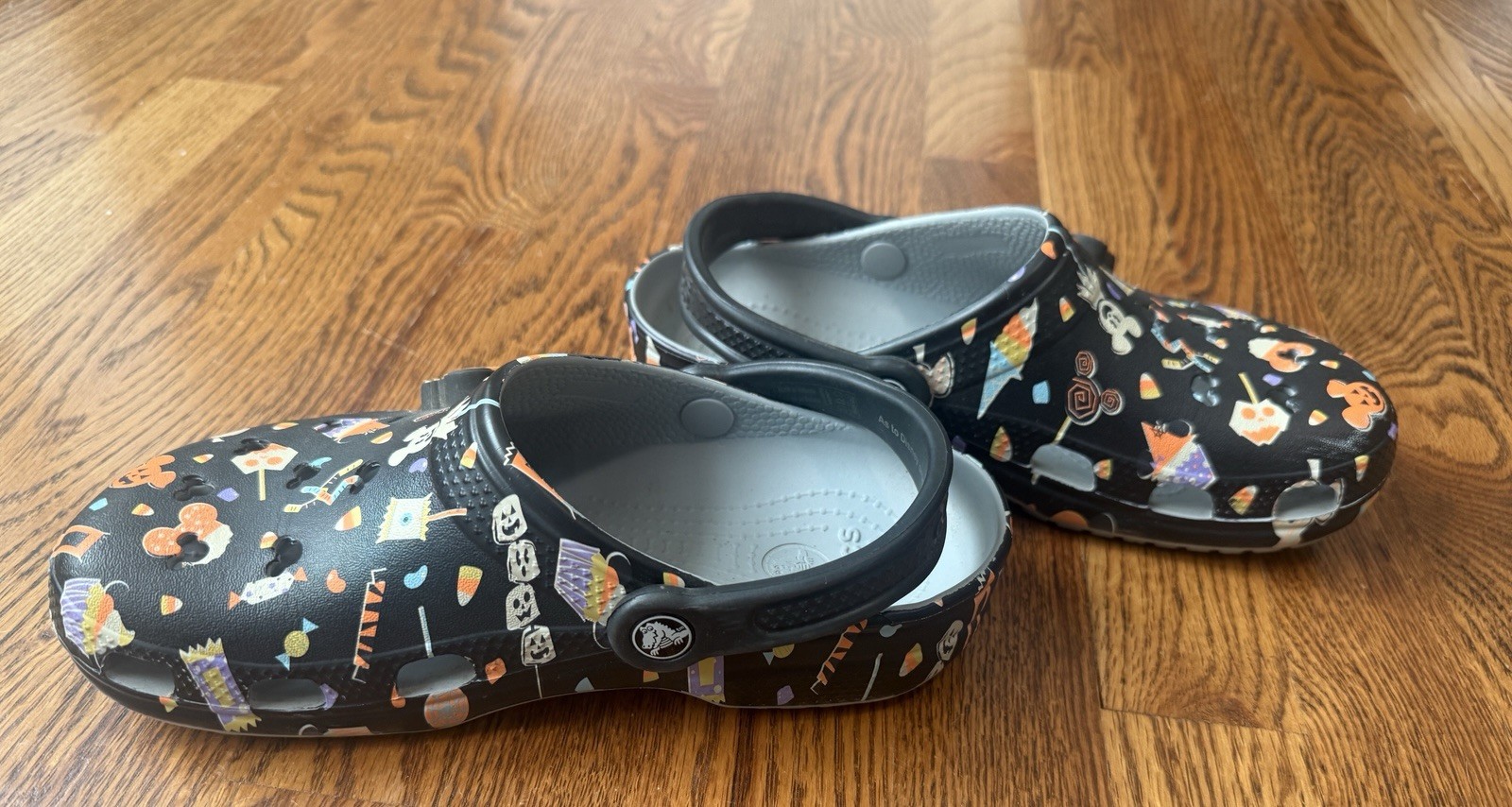 Disney Parks Mickey Mouse Halloween Clogs for Adults by Crocs W7 M5