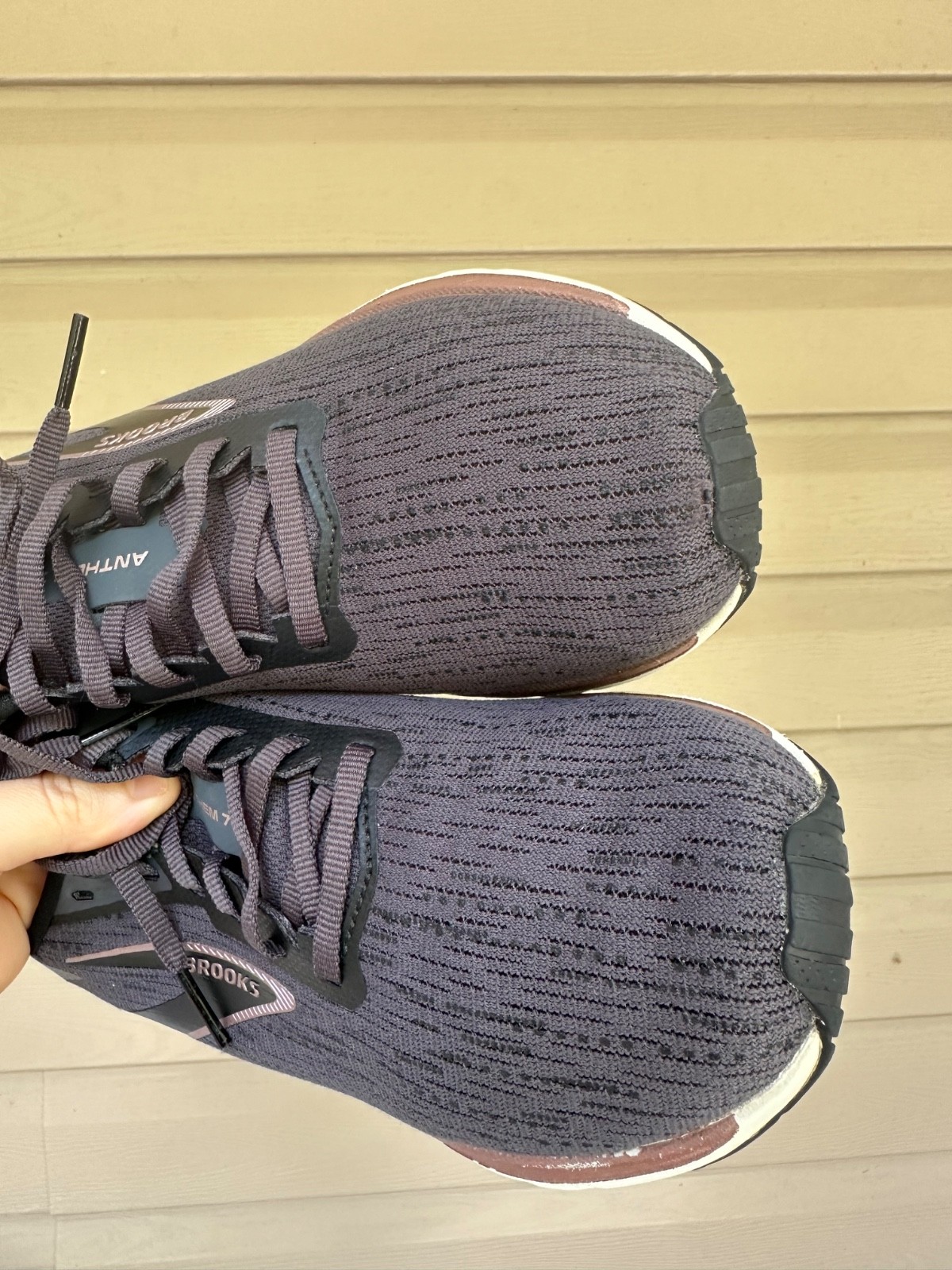 Brooks Anthem 7 Womens Shoes Sz 7.5 B Running Dark Gray Mesh Lace Up Sneakers