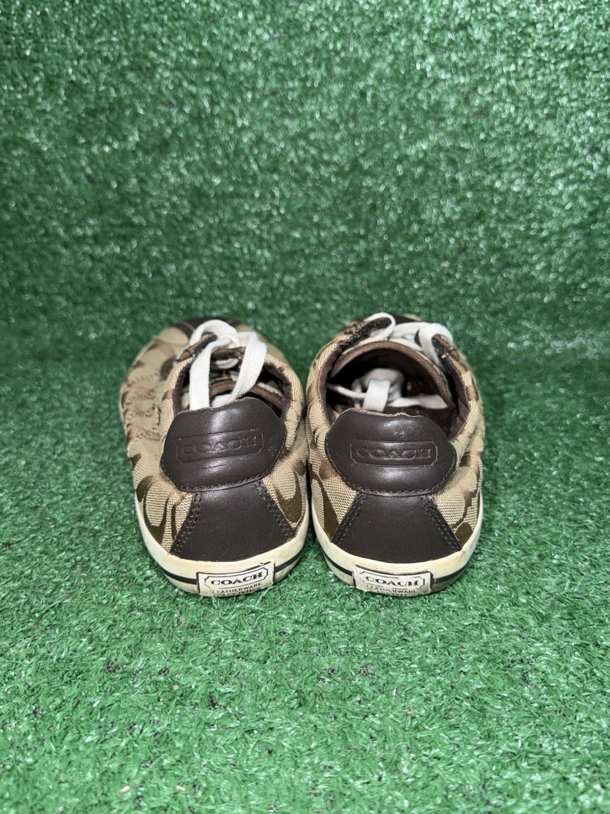 Coach Barrett Signature Women’s Size 7.5 Lace Up Sneakers Brown Casual Shoes Vtg