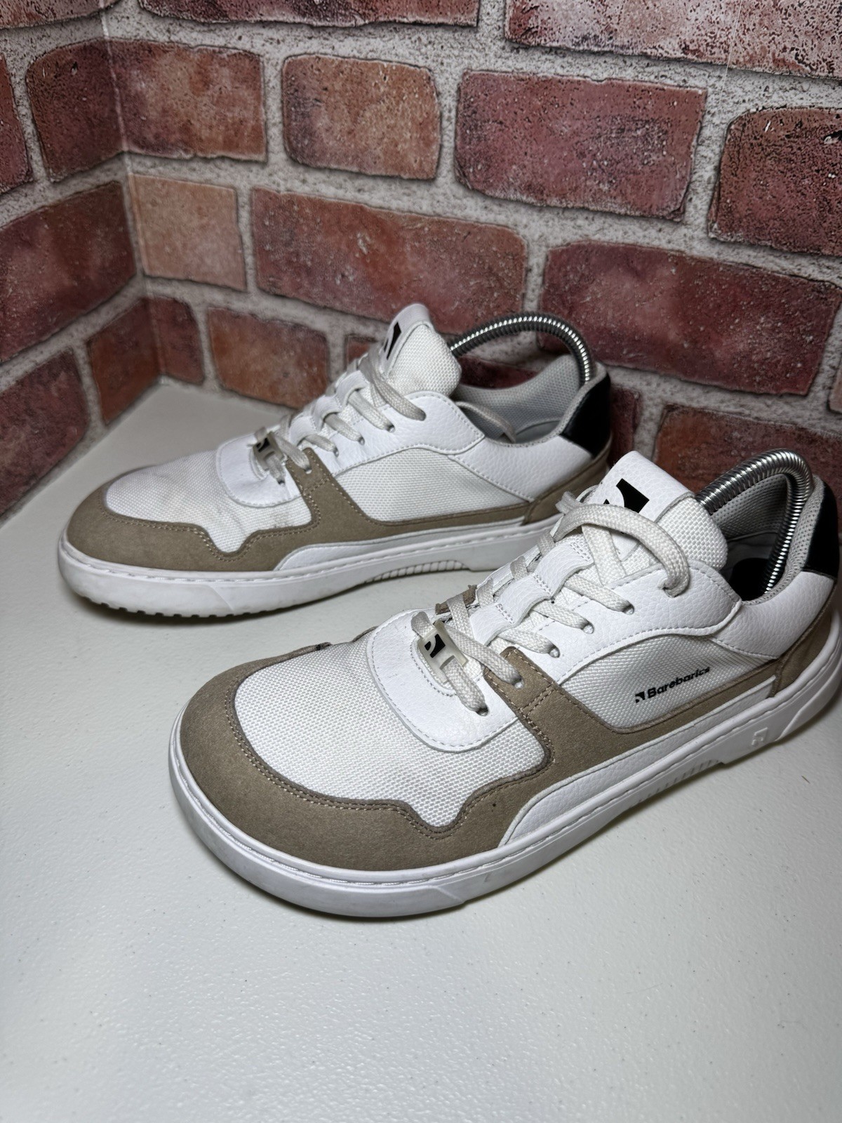 Barebarics Zing White Beige Vegan barefoot sneaker Men’s 7.5 Women’s Size 9