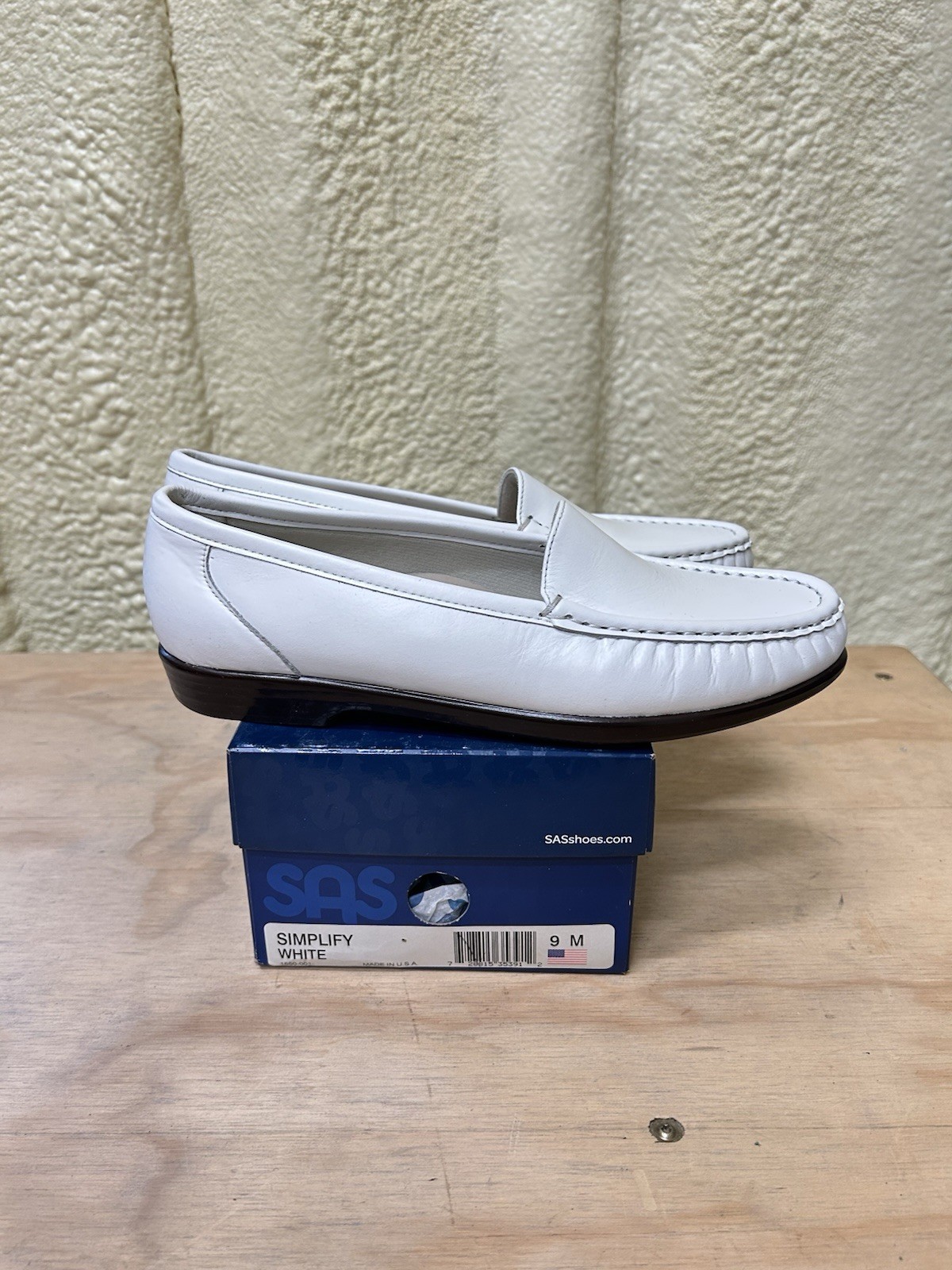 SAS 1550-001 Simplify White Pearl Bone Sz 9 M Women’s NEW IN BOX Made In USA