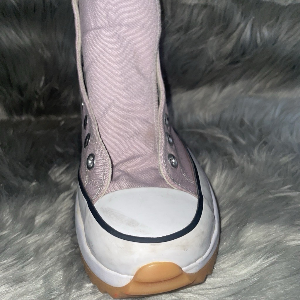 Converse Chuck Taylor Run star Hike Platform High Top Women’s Sneakers