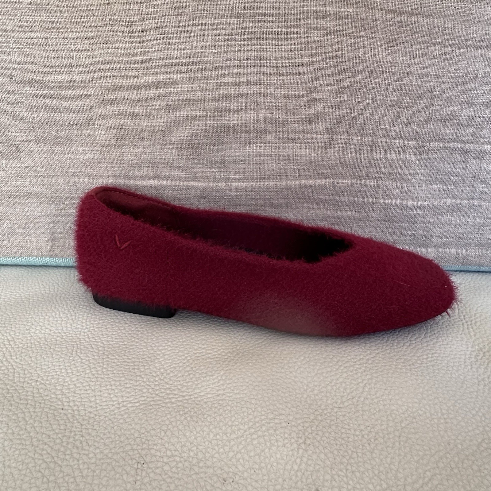 Vivaia Square Toe Recycled Mink K Faux Fur Flats Margot 2.0 Maroon 35.5 US 5.5