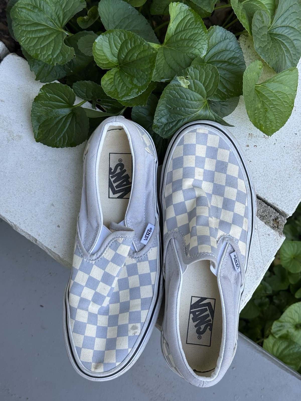 Vans white and Gray checkered slip on’s women’s 8 Men’s 6.5
