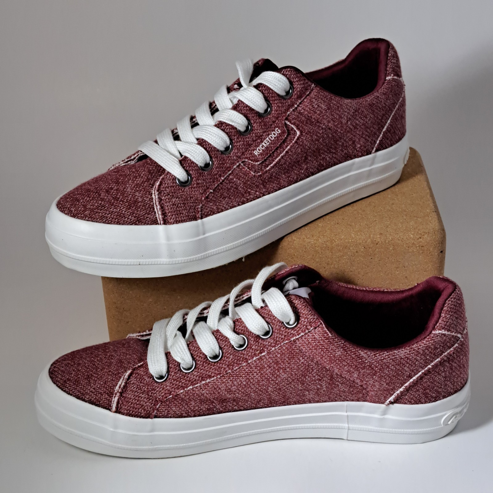 Rocket Dog Cecilia Womens Shoes Sz 8 Jersey Red Sneakers Cotton Canvas Low Top