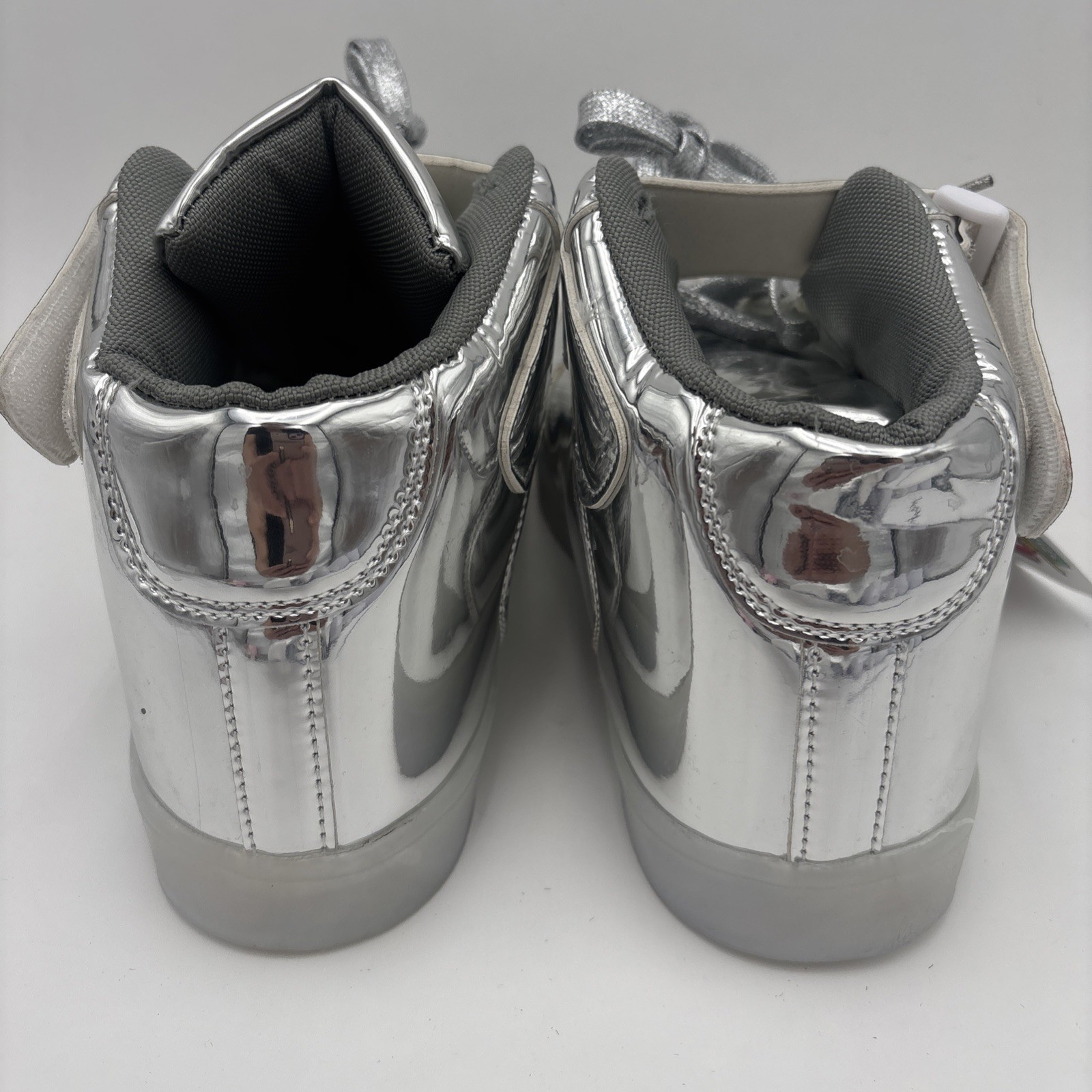 NEW! Odema LED Shoes High Top Sneaker Women’s Shoes Size 10.5 Med, Silver