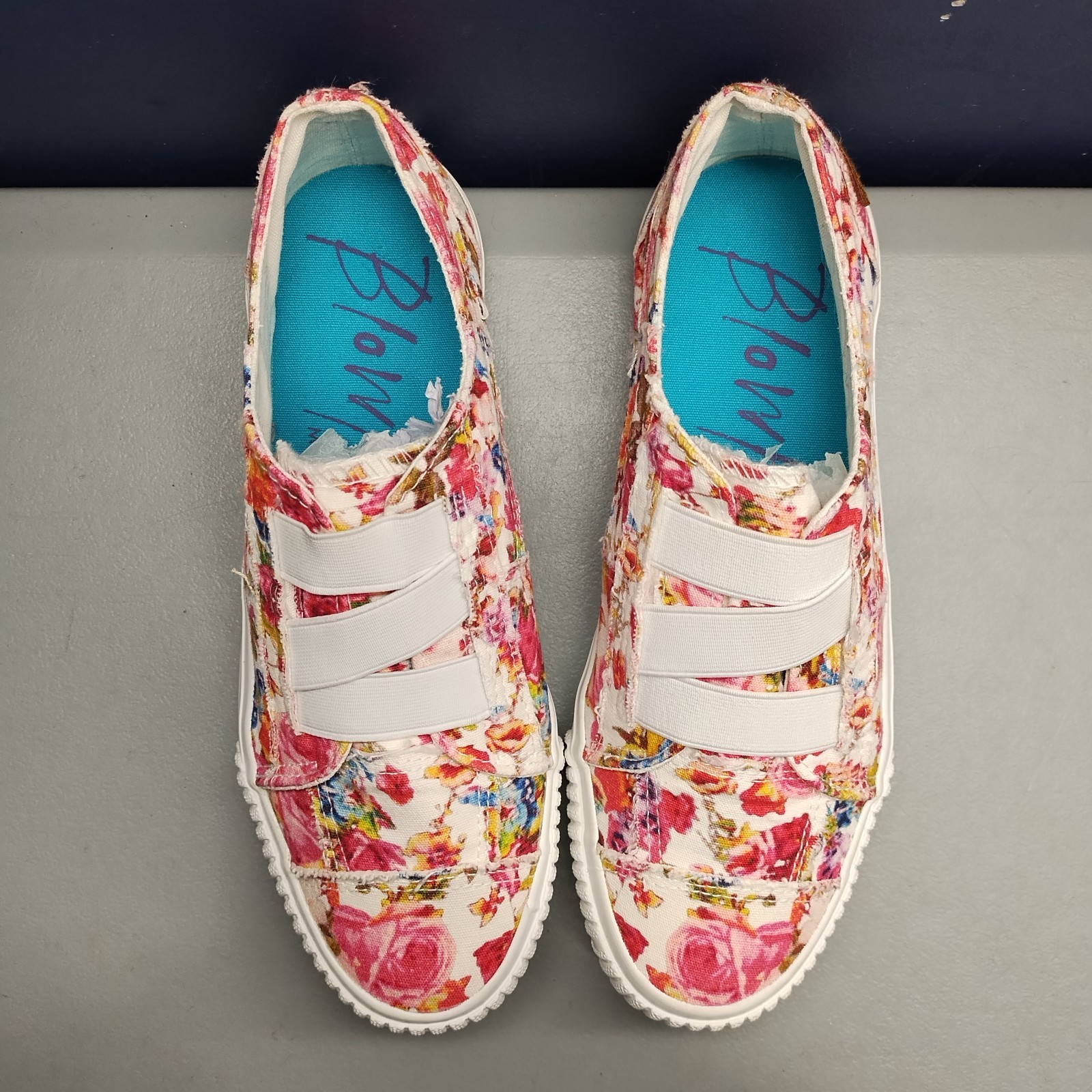 Blowfish Malibu Marley Sneakers Womens US Size 7.5M Multi Floral Slip On ZS001