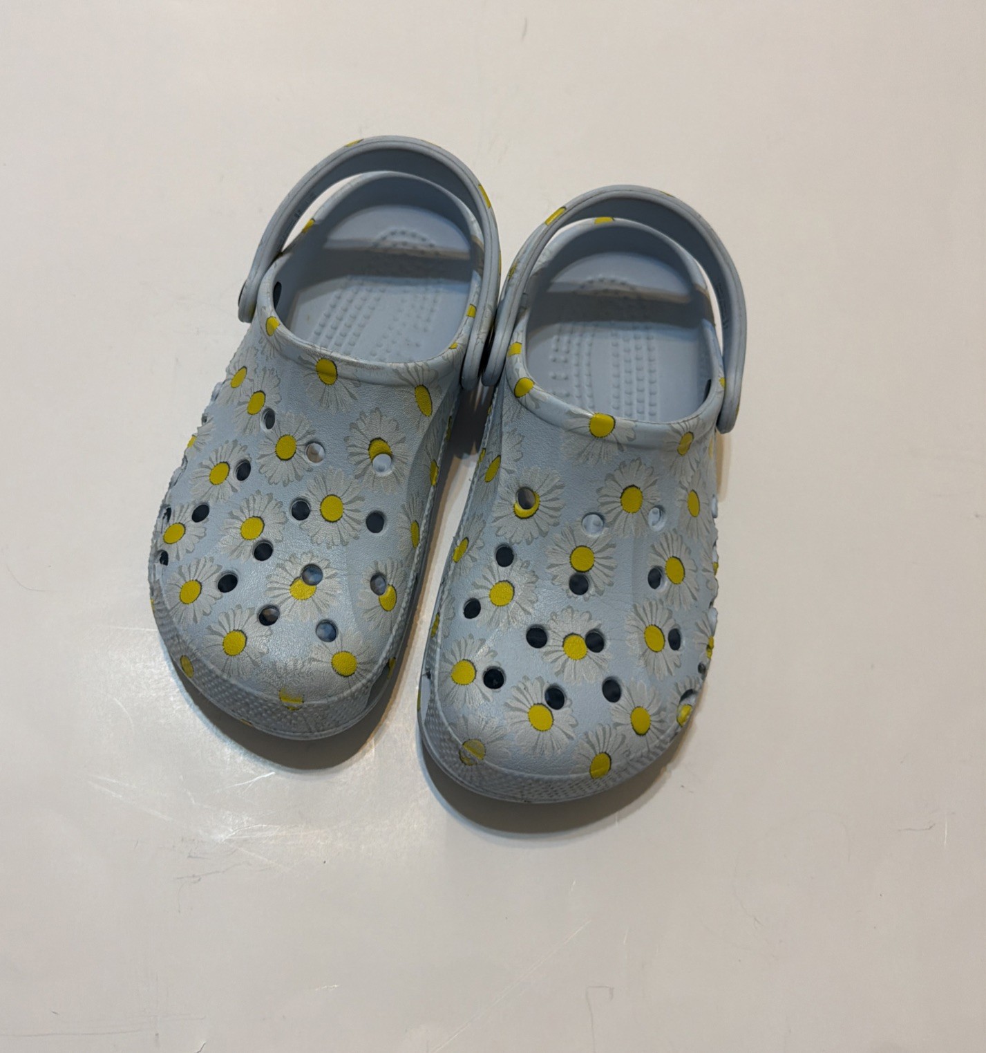 Crocs M-4 W-6 Baya Seasonal PrintClogs Lightweight Comfort SlipOn Floral Pattern