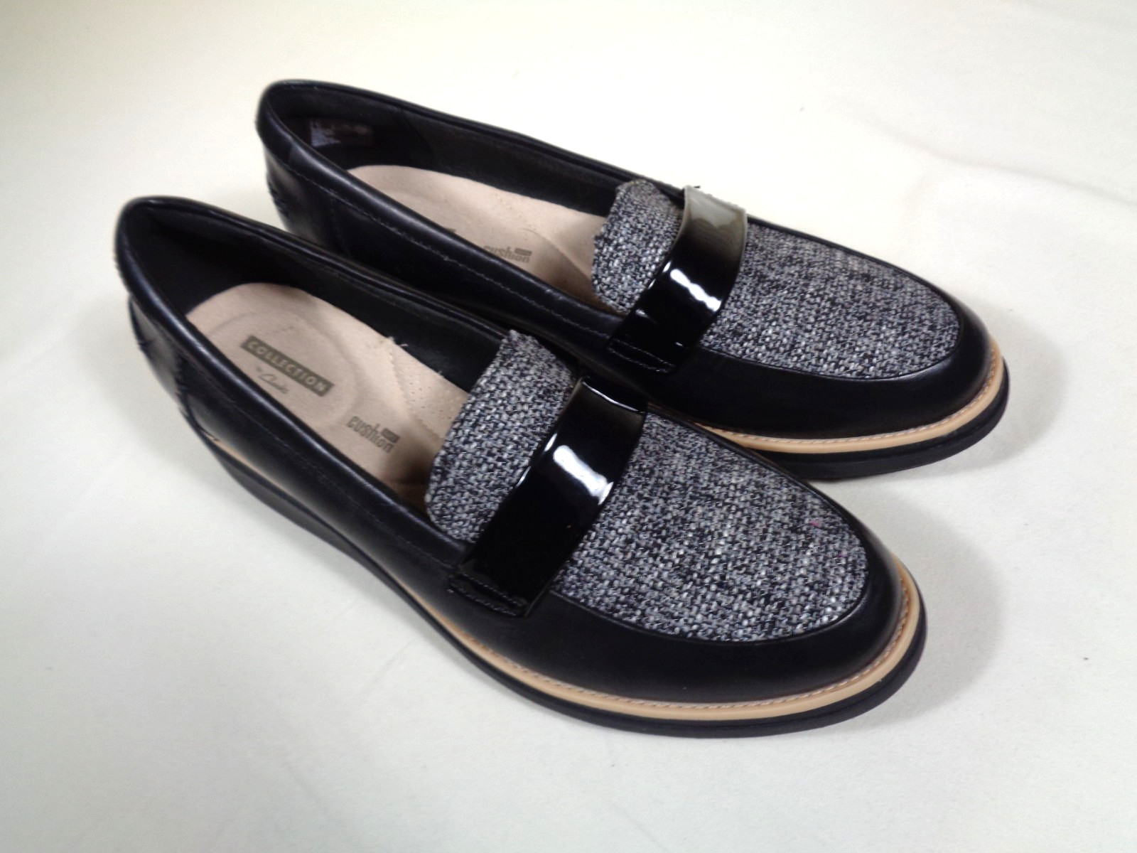 Clark’s collection Women’s size 9M Loafer Sharon Gracie Patent Black Tweed~ new