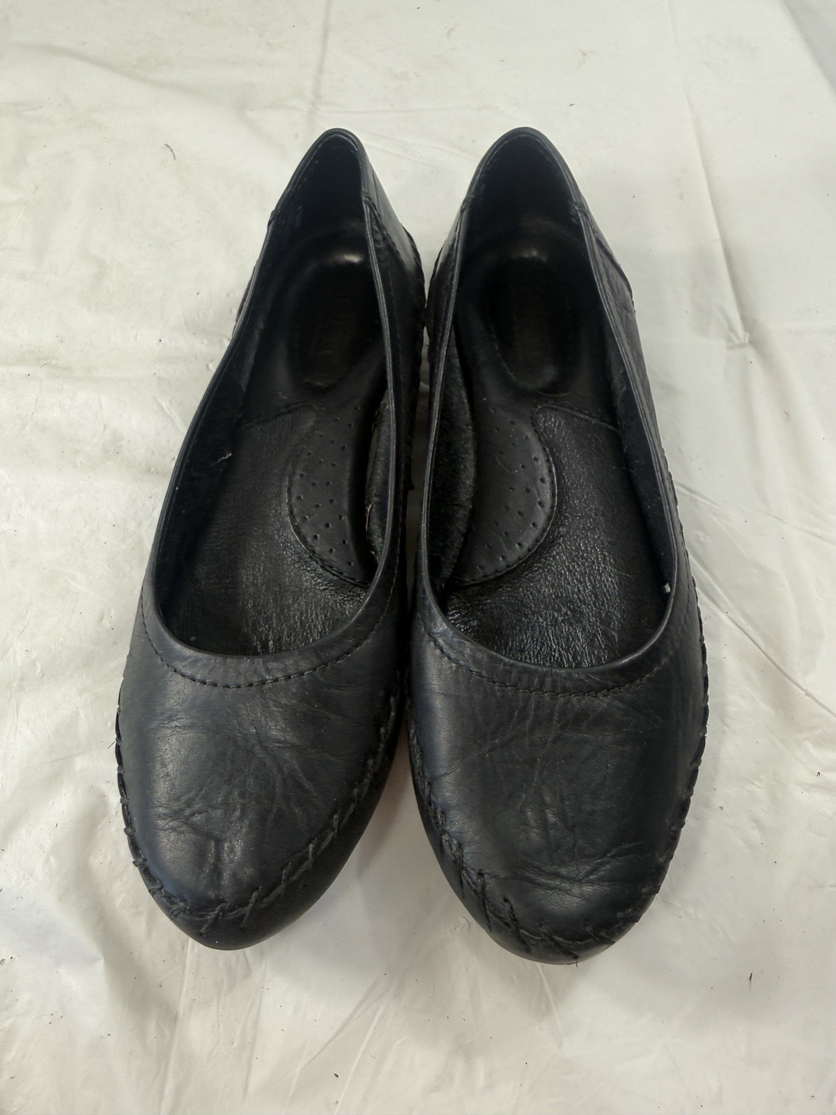 Born size 7.5 Black Leather ballet flats made in Mexico Artesian