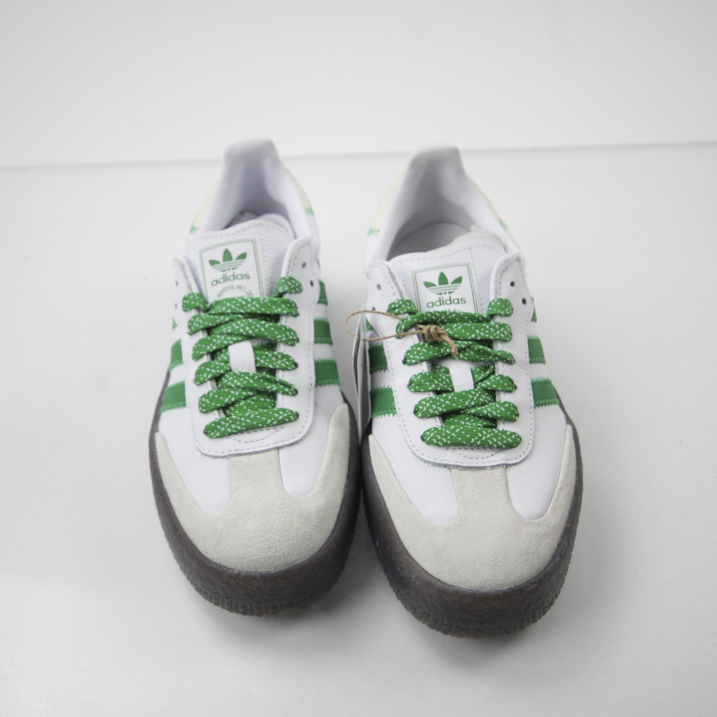 adidas Samba Casual Shoes Women’s White New without Box Multiple Sizes