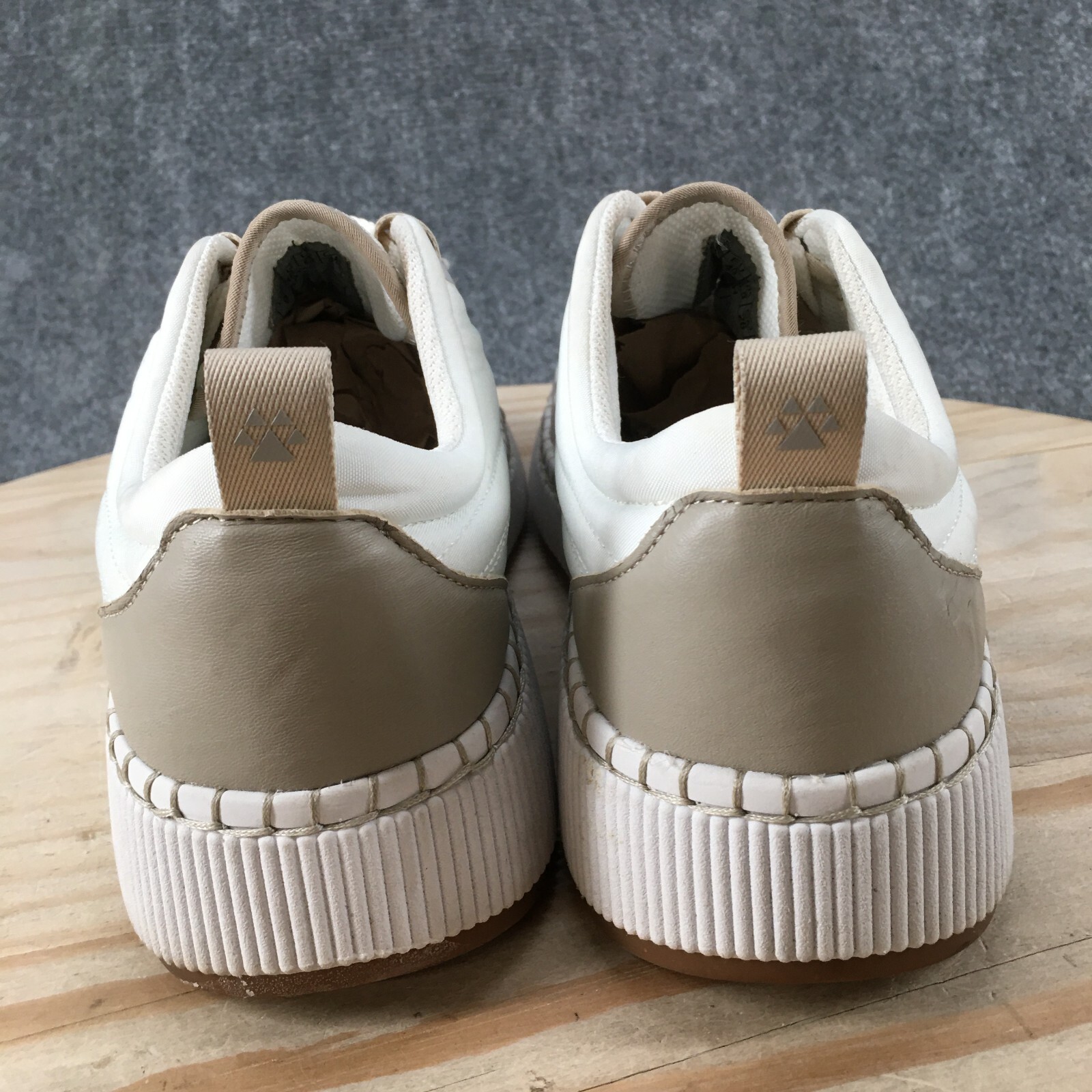 Cougar Shoes Womens 9 Sayah Casual Sneakers Flats Comfort White Leather Lace Up