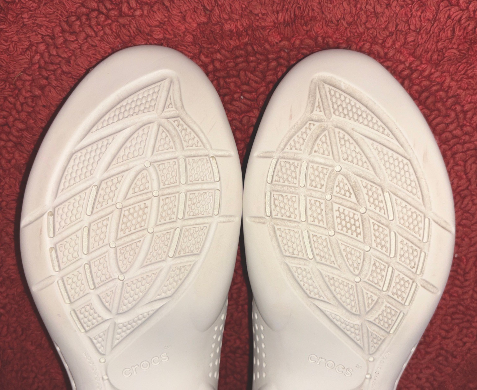 Crocs Women’s Sneakers Literide 360 Pacer Water Beach Pool Sneakers Shoes Sz 9 M