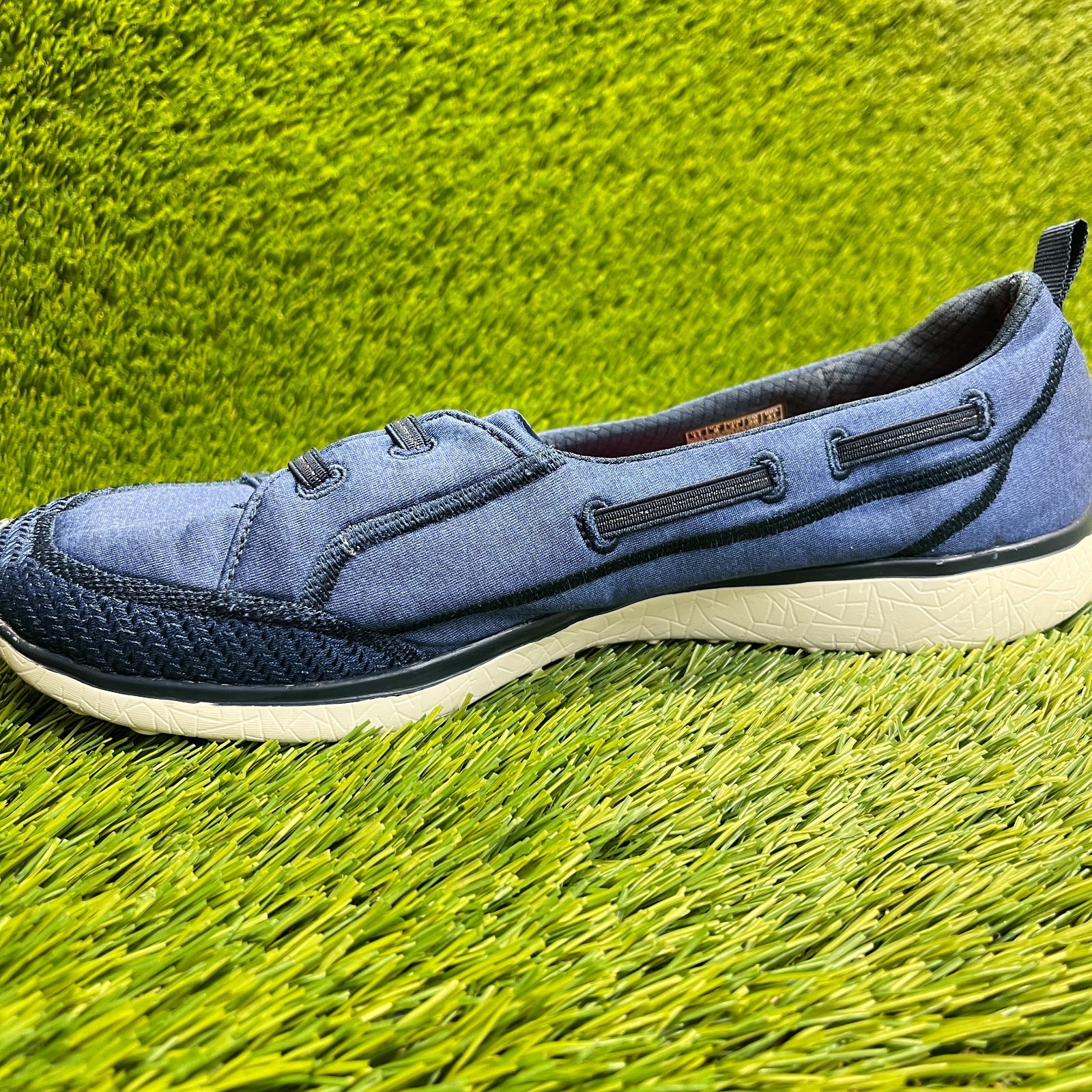 Skechers Microburst Womens Size 11 Blue Casual Classic Outdoor Slip On Shoes