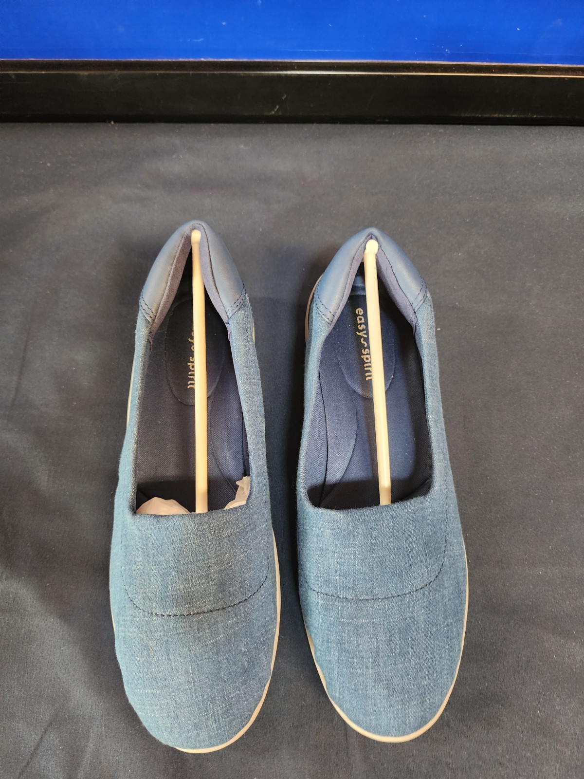 Womens Easy Spirit Gift 2 Navy Blue Denim Slip ons size 6.5