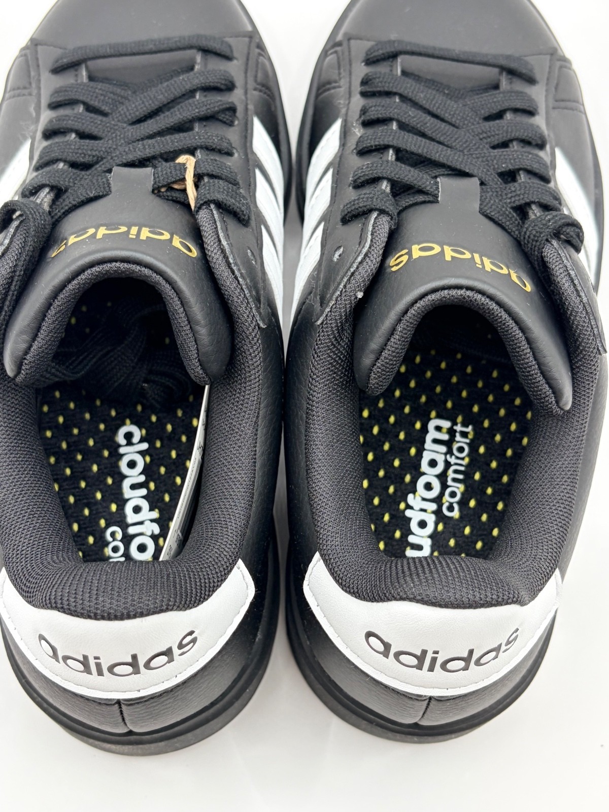 Adidas Grand Court 2.0 Women’s Black and White Sneakers Size 5 US