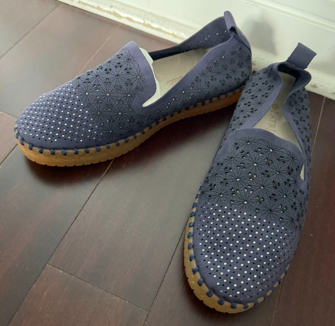 PATRIZIA BY SPRING STEP WOMEN PERFORATED FLORAL SLIP ON LOAFERS-SZ:37 NEW NO BOX