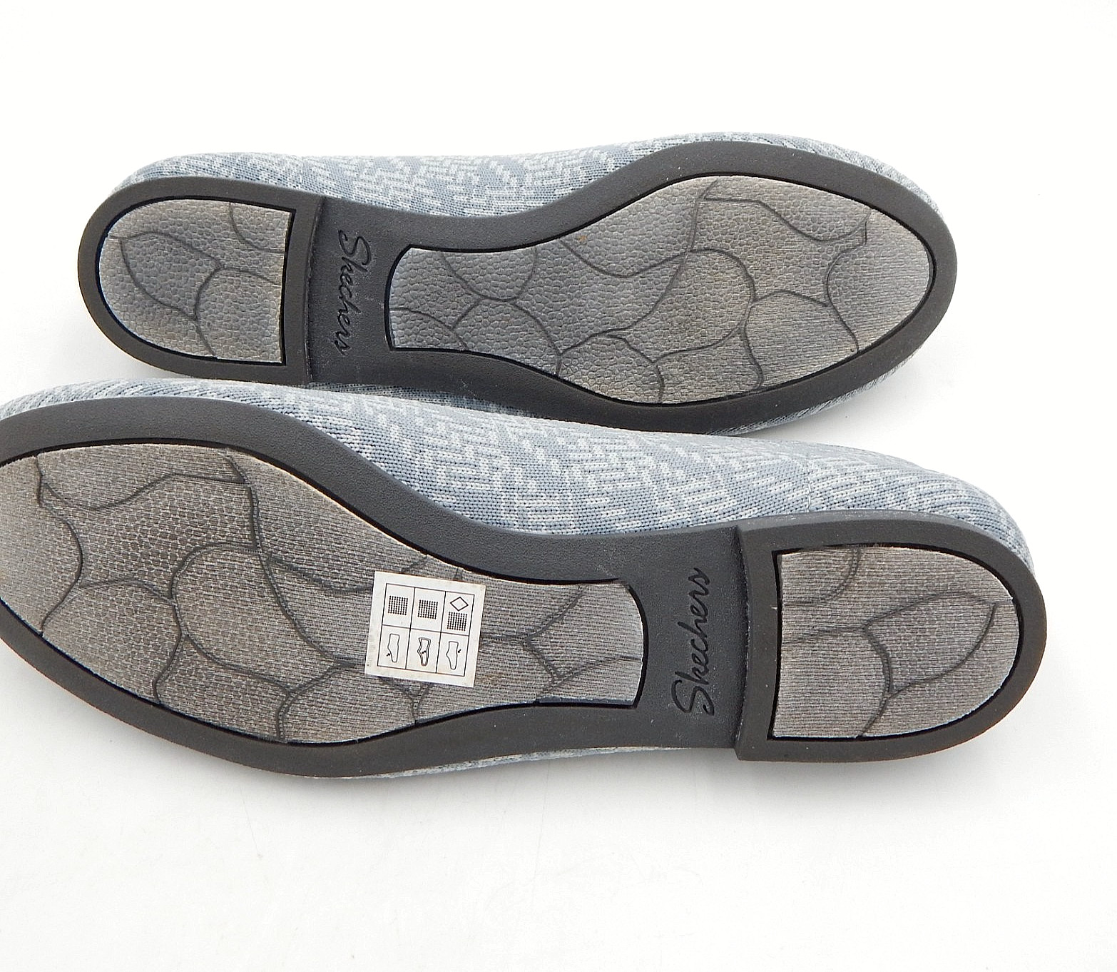 SKECHERS Air Cooled Memory Foam LT Gray Flat Slip On Shoes Mesh Women 10 Stretch