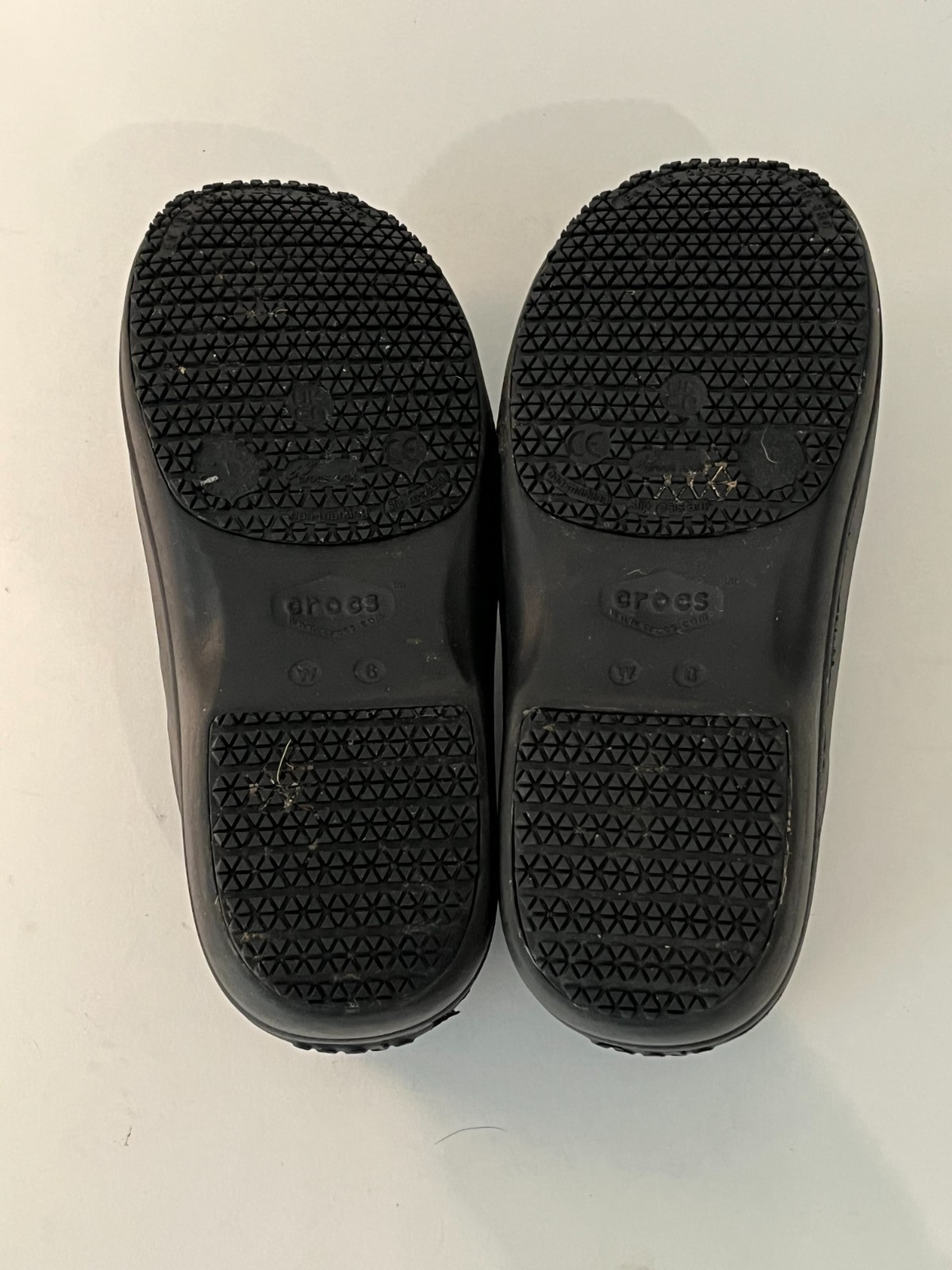 Crocs Neria Pro Women’s SIZE 6 Black Slip-Resistant Nursing Clogs 205384