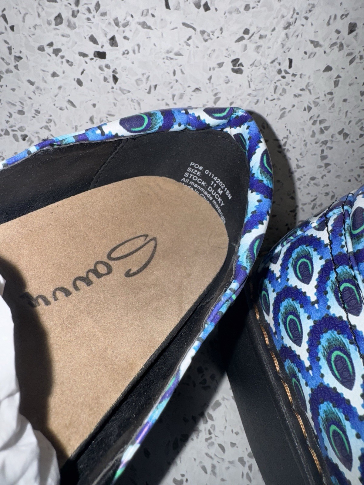 SAVVY Ducky Slip-On Slip Resistant Nursing Shoes Women Size 11 M Peacock