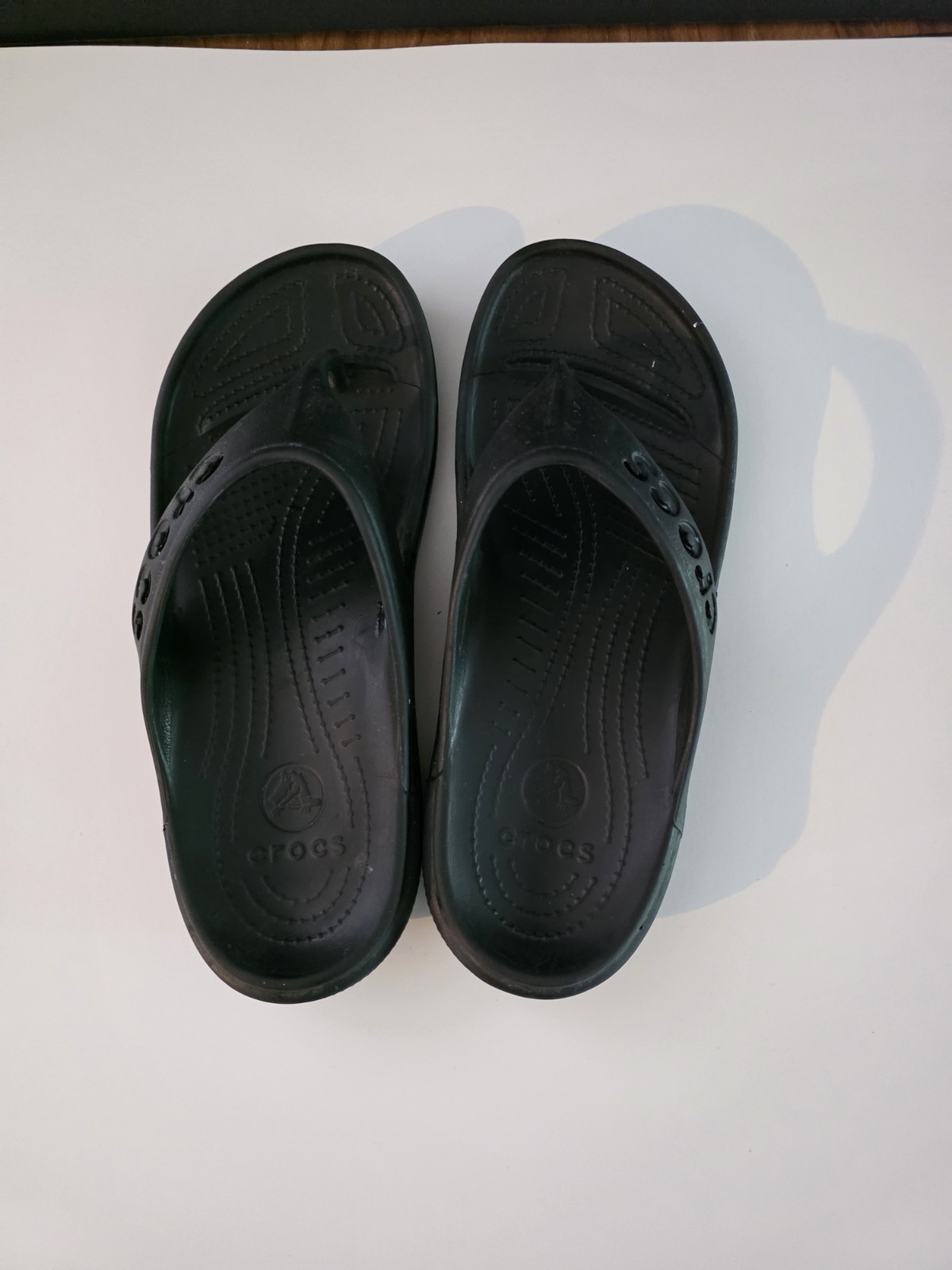 CROCS Baya Thong Style Black M 7 Or W 9