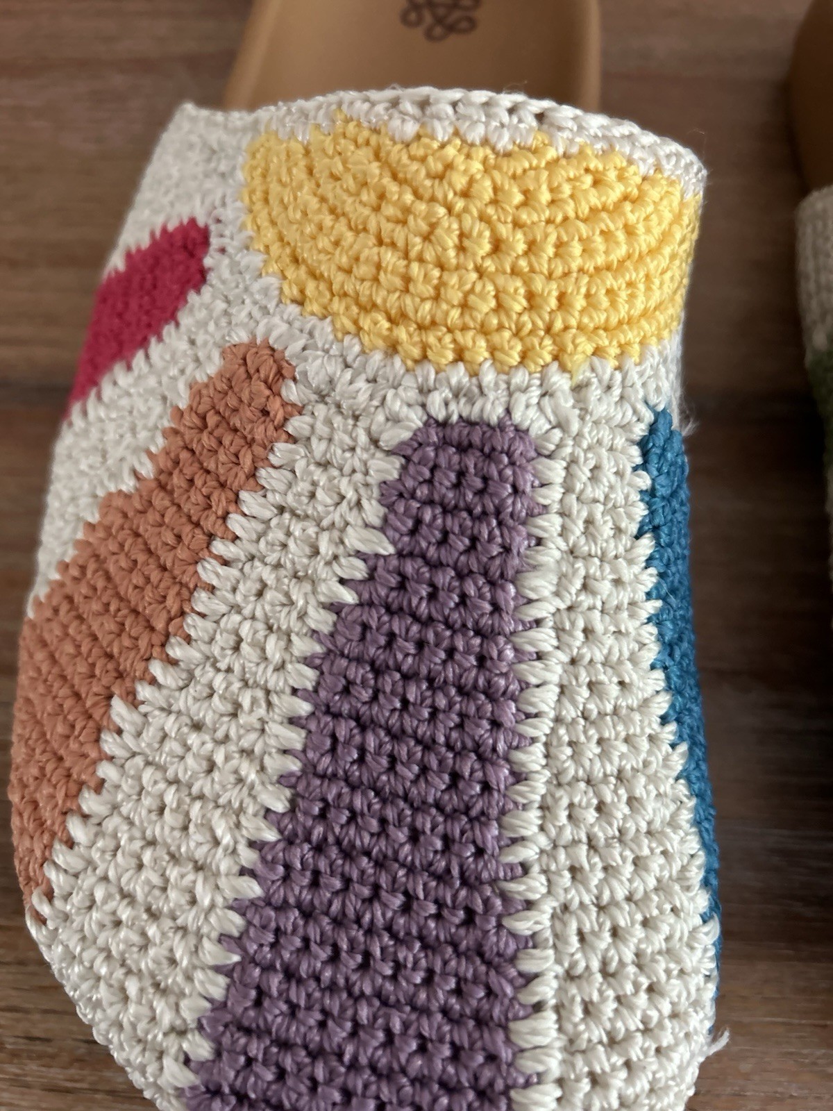 The Sak Bolinas Crochet Clog Shoes Multi Colored Sunbeam Women’s Size 5
