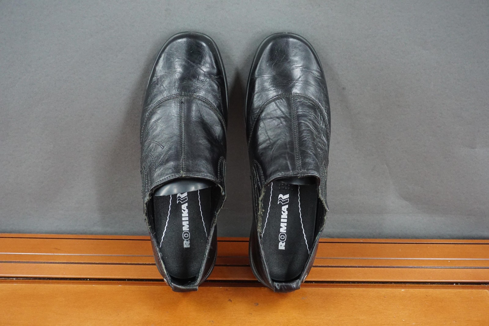 Romika Cassie Shoes Womens Size 7.5 Black Leather Slip On Comfort Casual Walking