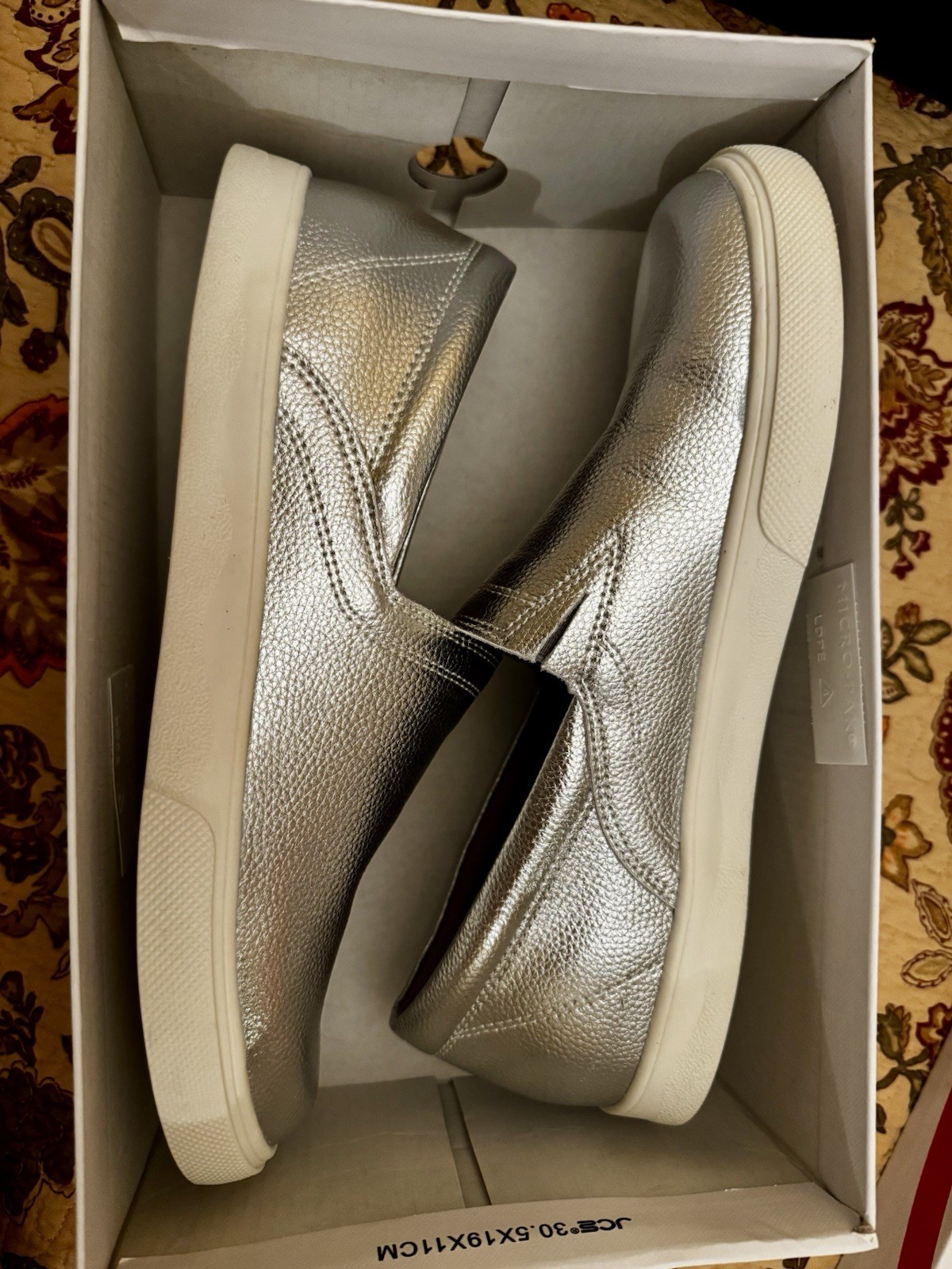 Blonde Women’s 9.5 Waterproof Giavana Silver Leather