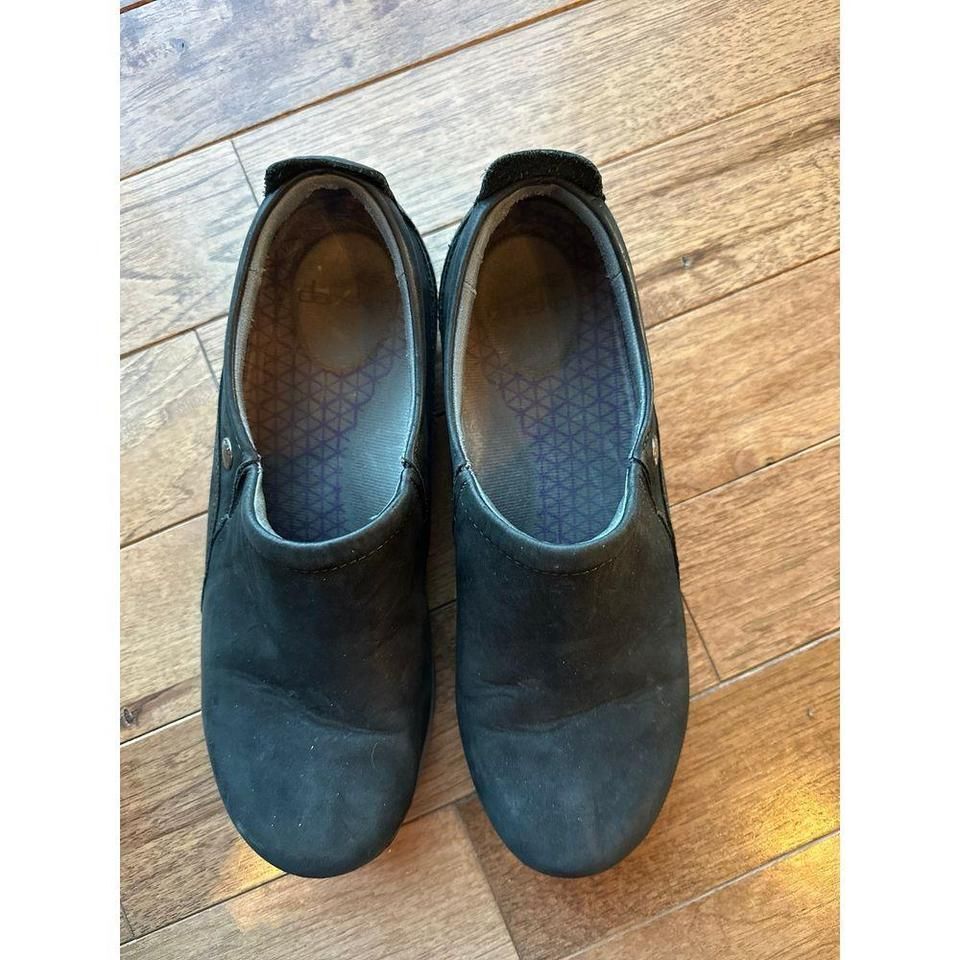 Dansko Patti Shoes Black Milled Nubuck Leather Vibram Slip On Clogs Sz 40 Sz 9.5