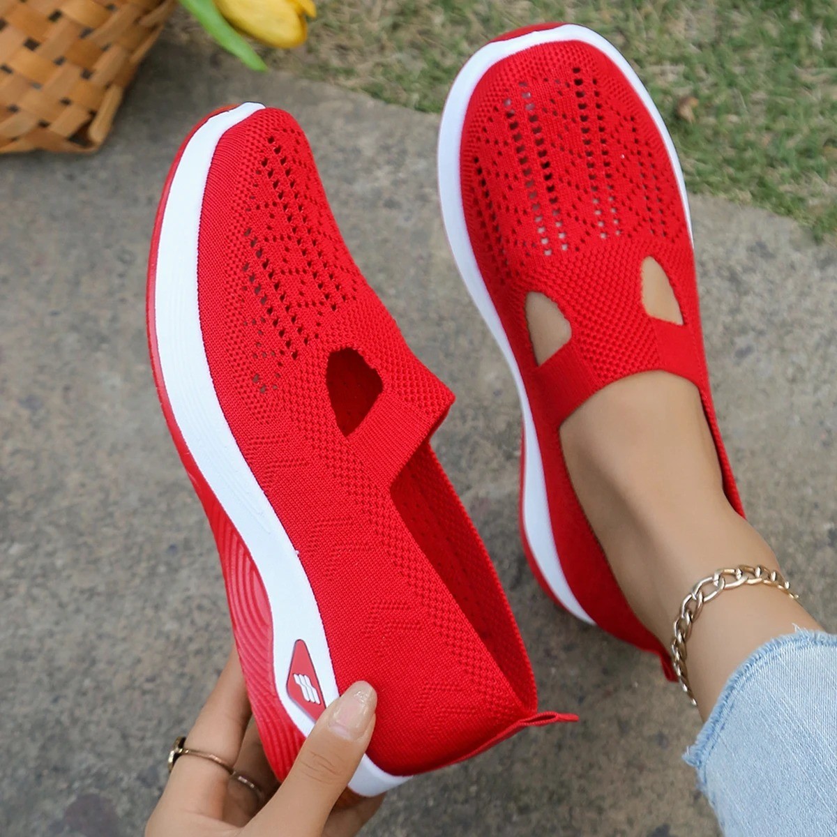 Women Mesh Flats Shoes Breathable Slip On Walking Sneakers Soft Non Slip Casual