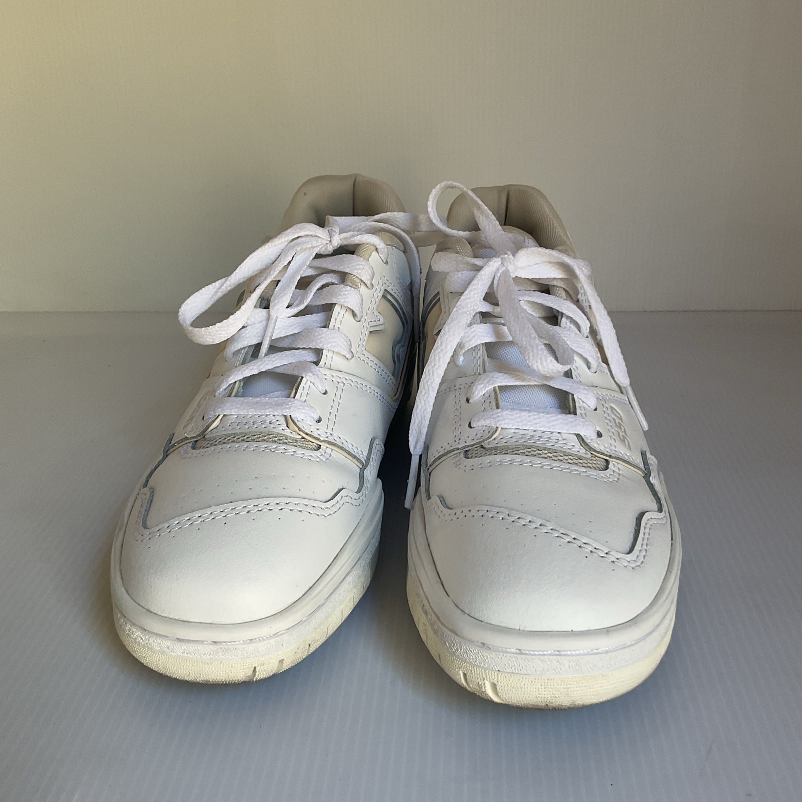 New Balance 550 White Beige Leather Sneakers Women’s 8 EU 39 Retro Classic