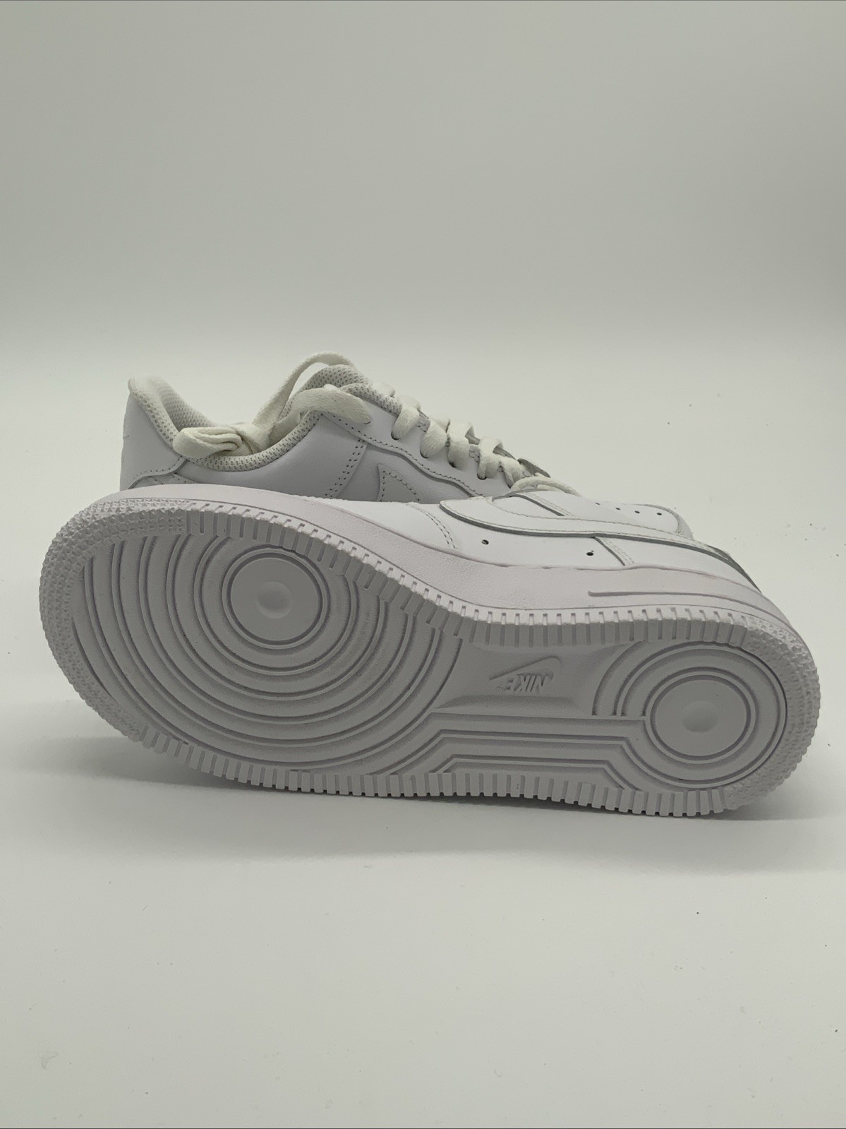 Nike Women Air Force 1 DD8959-100 White Leather Shoes Size 5